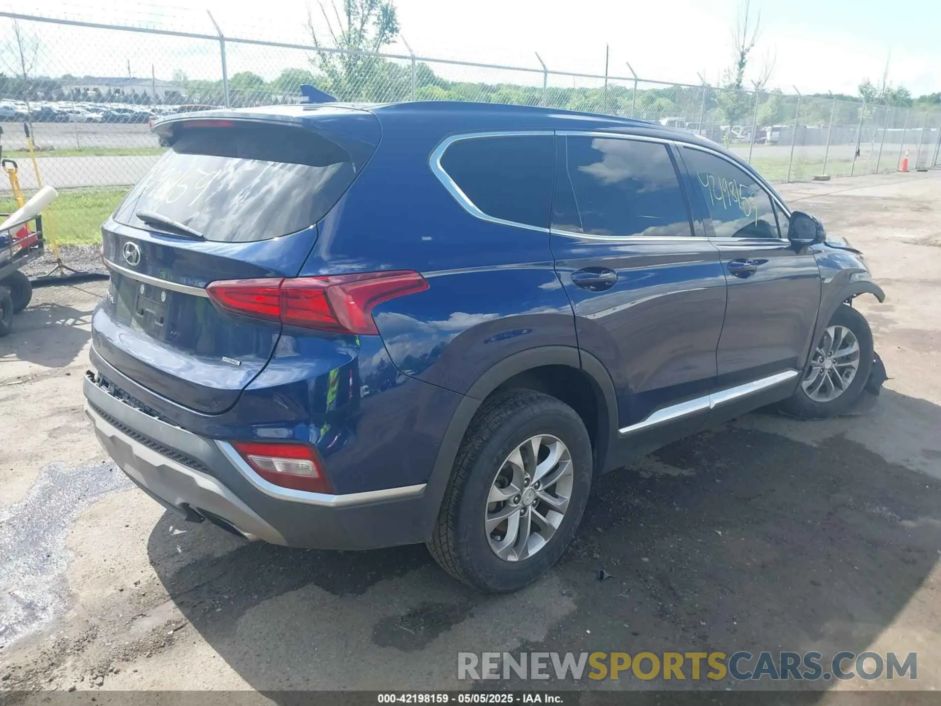 4 Фотография поврежденного автомобиля 5NMS3CAD7LH238404 HYUNDAI SANTA FE 2020