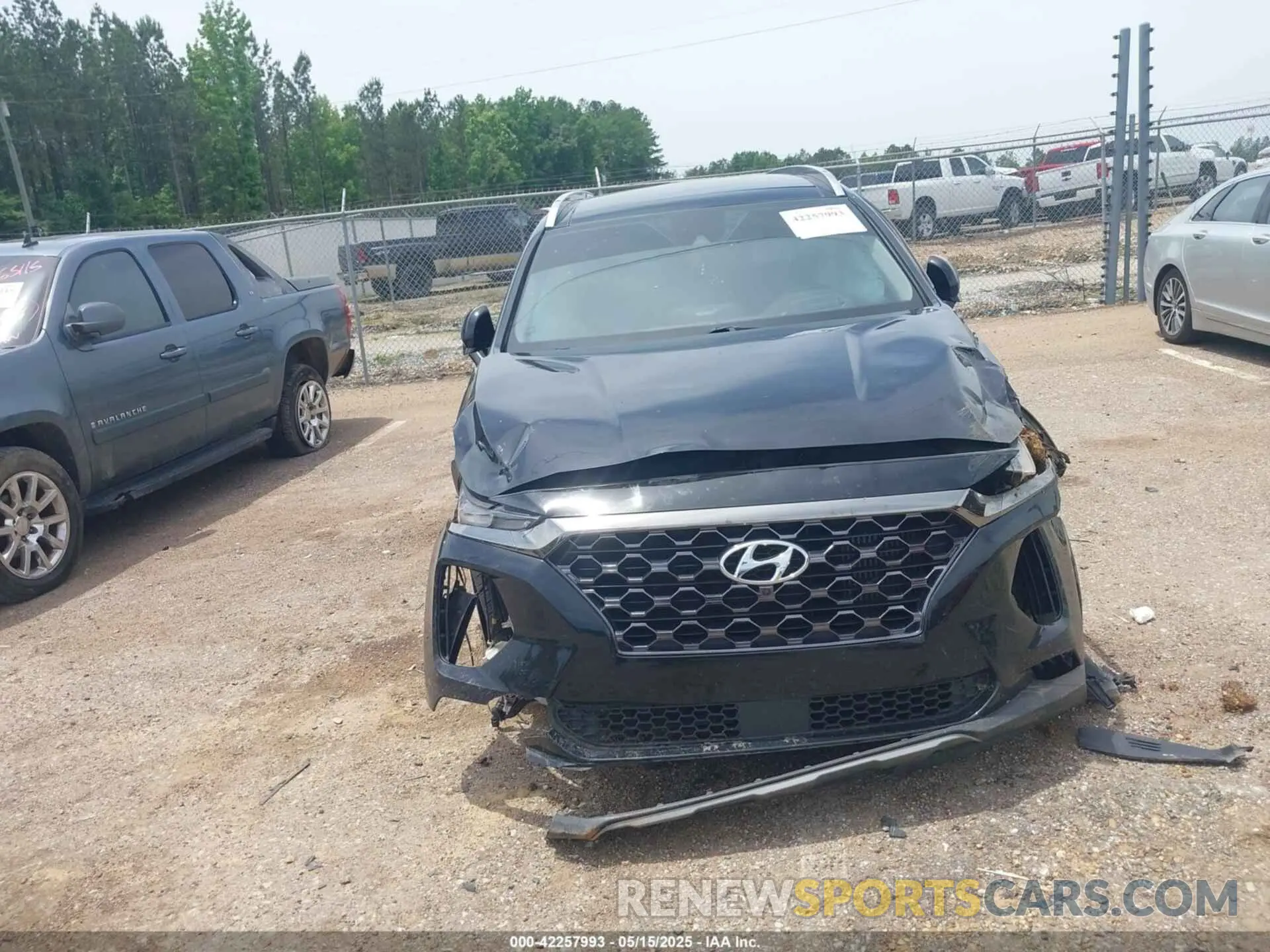 11 Photograph of a damaged car 5NMS53AA2LH247320 HYUNDAI SANTA FE 2020