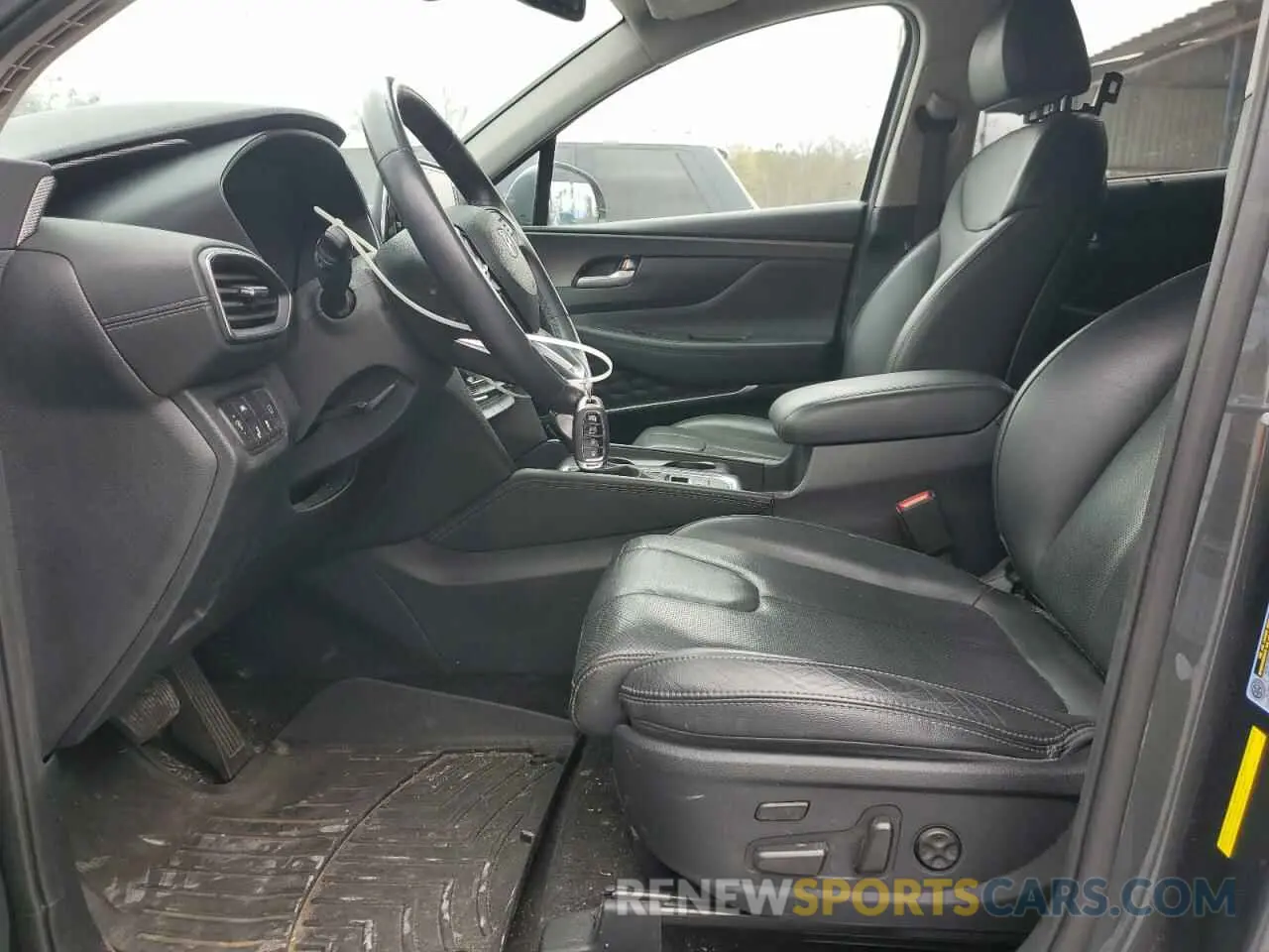 7 Photograph of a damaged car 5NMS53AA3LH225617 HYUNDAI SANTA FE 2020