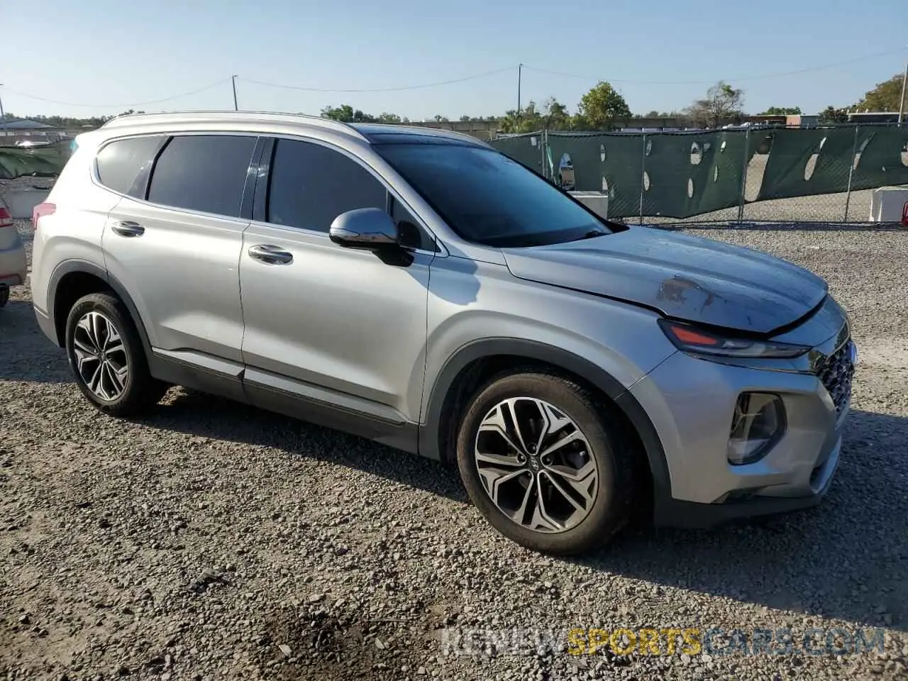 4 Photograph of a damaged car 5NMS53AA7LH213132 HYUNDAI SANTA FE 2020