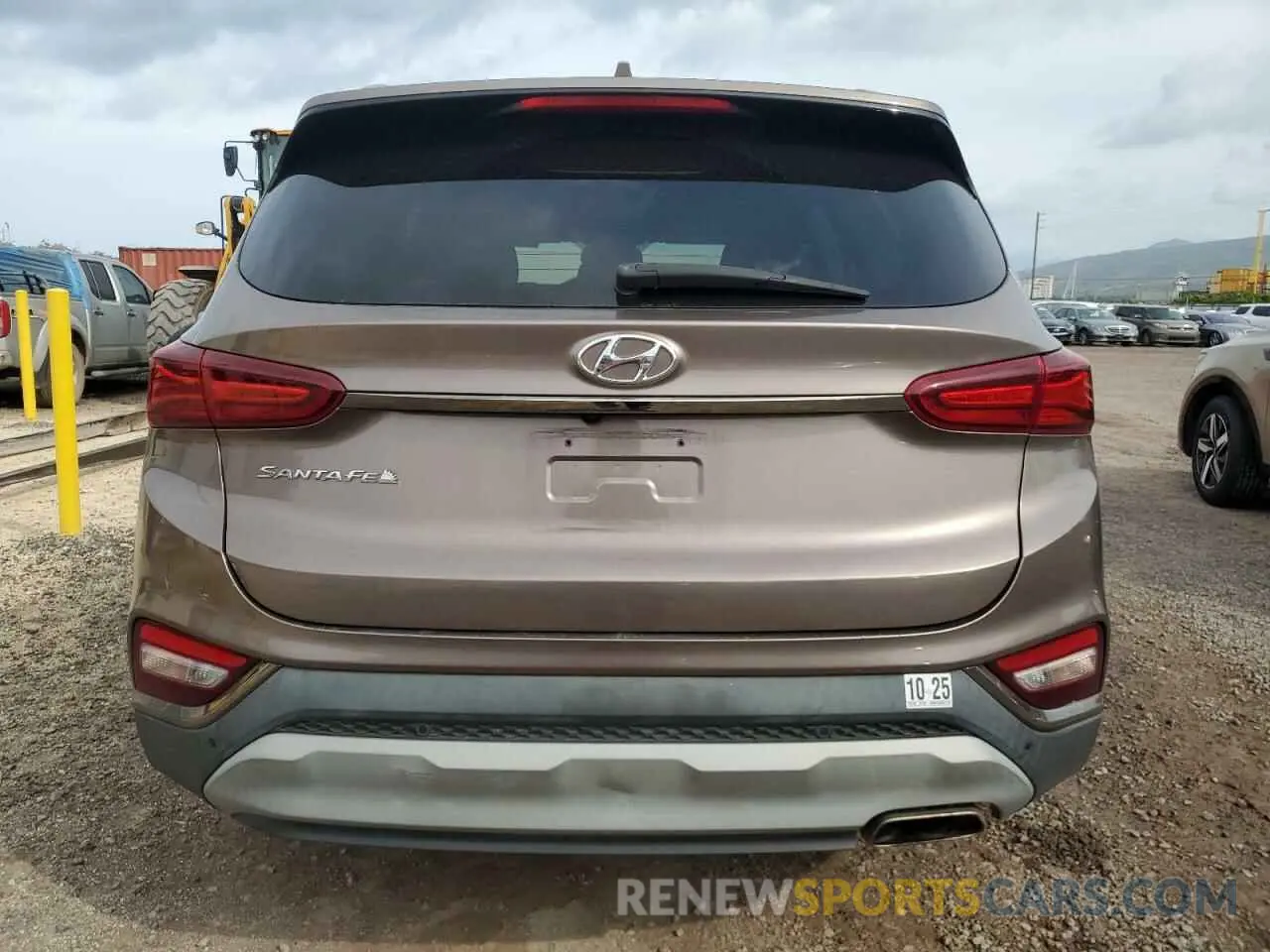 6 Photograph of a damaged car 5NMS53AD3LH271720 HYUNDAI SANTA FE 2020