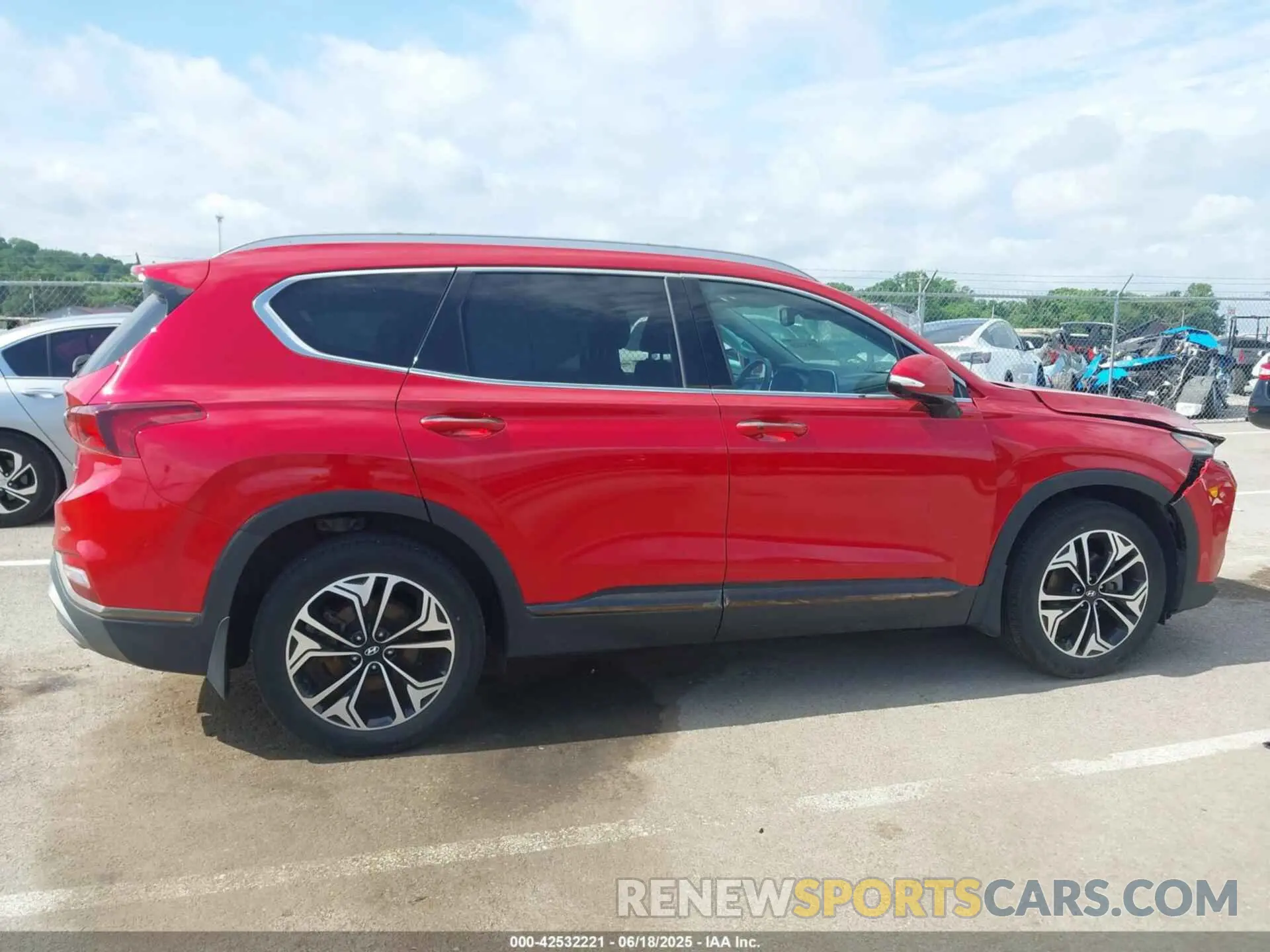 13 Photograph of a damaged car 5NMS5CAA1LH276131 HYUNDAI SANTA FE 2020