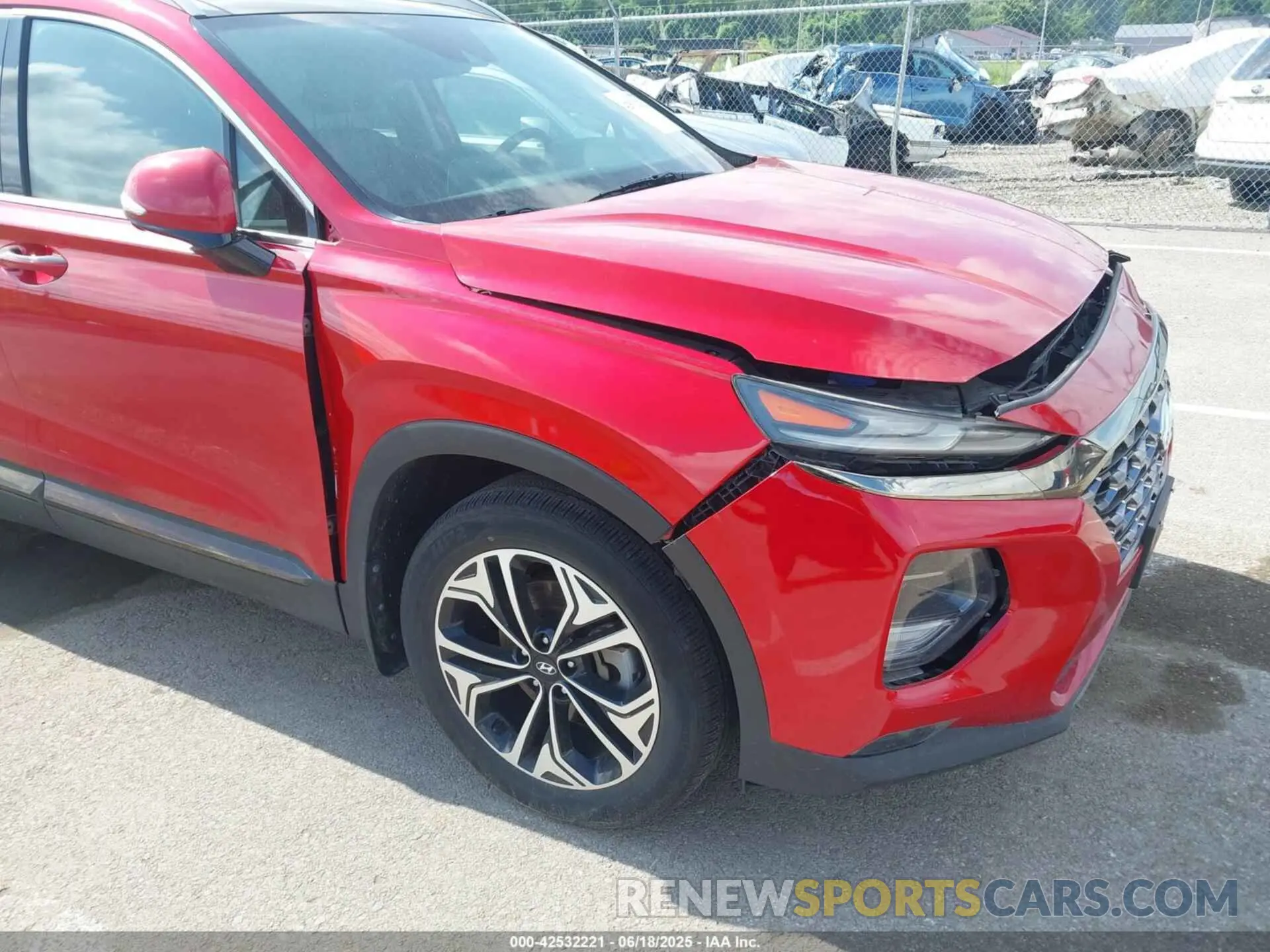 18 Photograph of a damaged car 5NMS5CAA1LH276131 HYUNDAI SANTA FE 2020