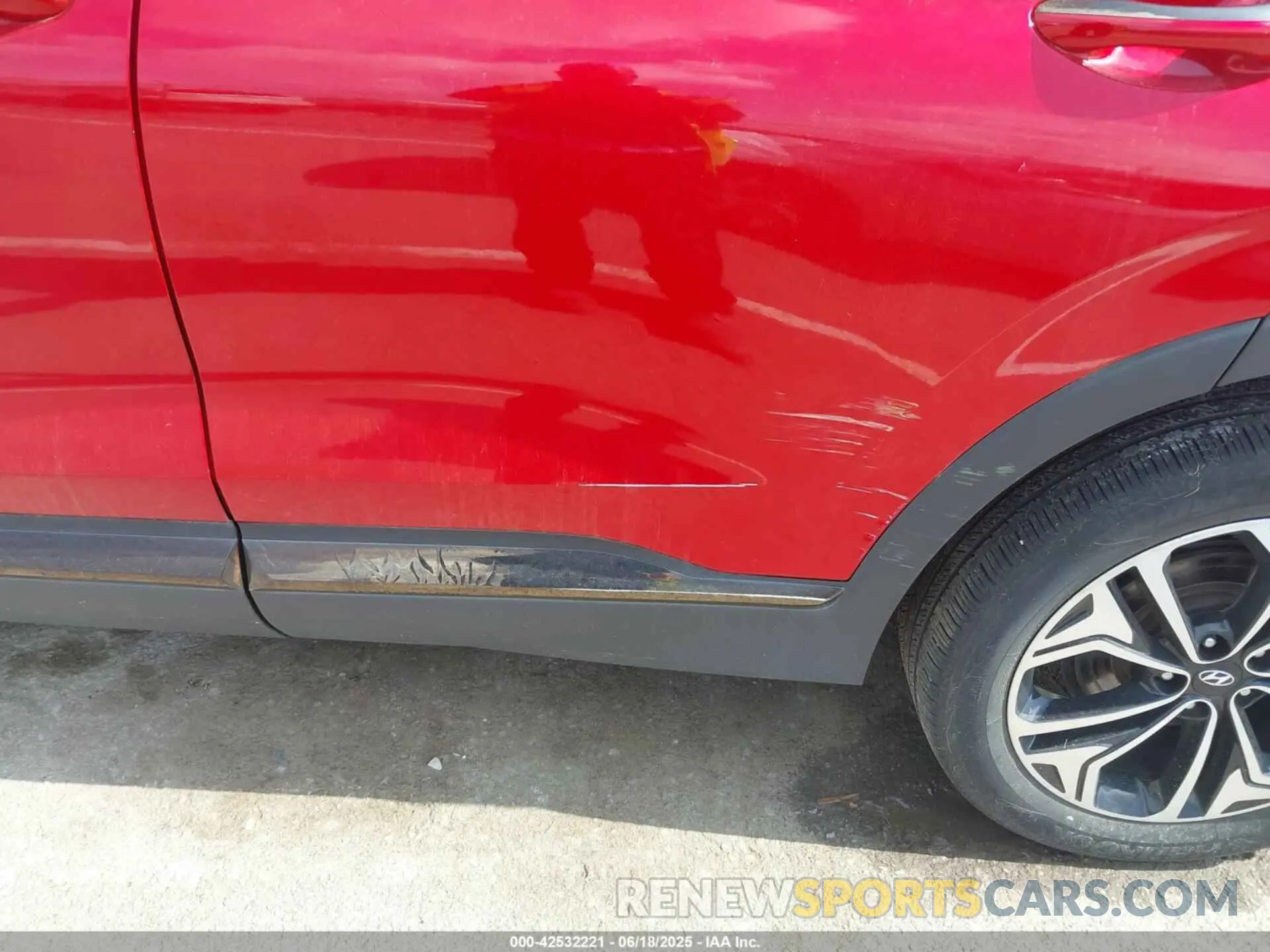20 Photograph of a damaged car 5NMS5CAA1LH276131 HYUNDAI SANTA FE 2020