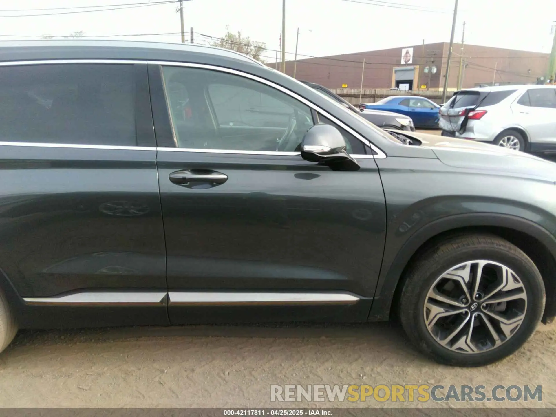 12 Photograph of a damaged car 5NMS5CAA4LH147252 HYUNDAI SANTA FE 2020