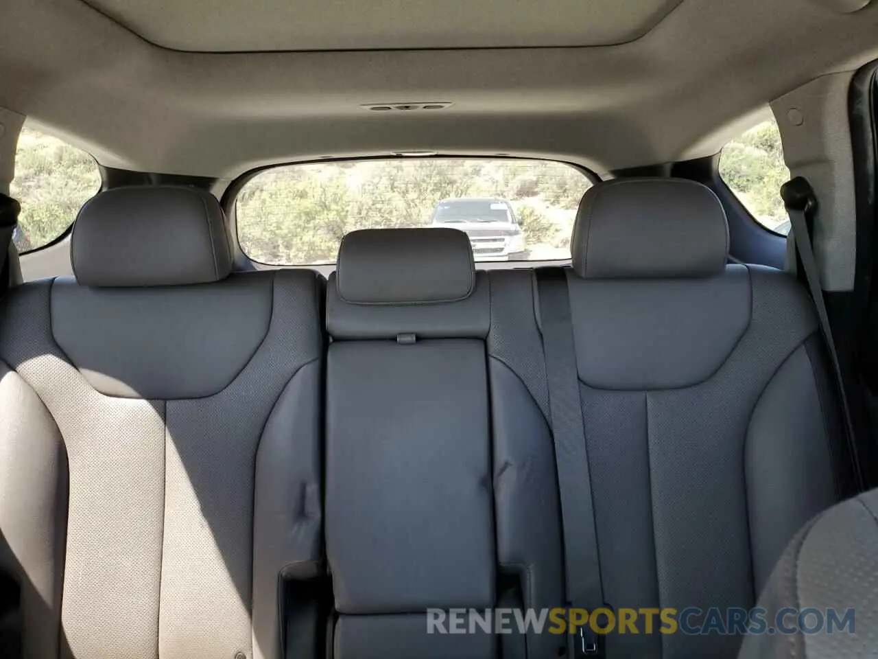 10 Фотография поврежденного автомобиля 5NMS5CAA6LH254612 HYUNDAI SANTA FE 2020