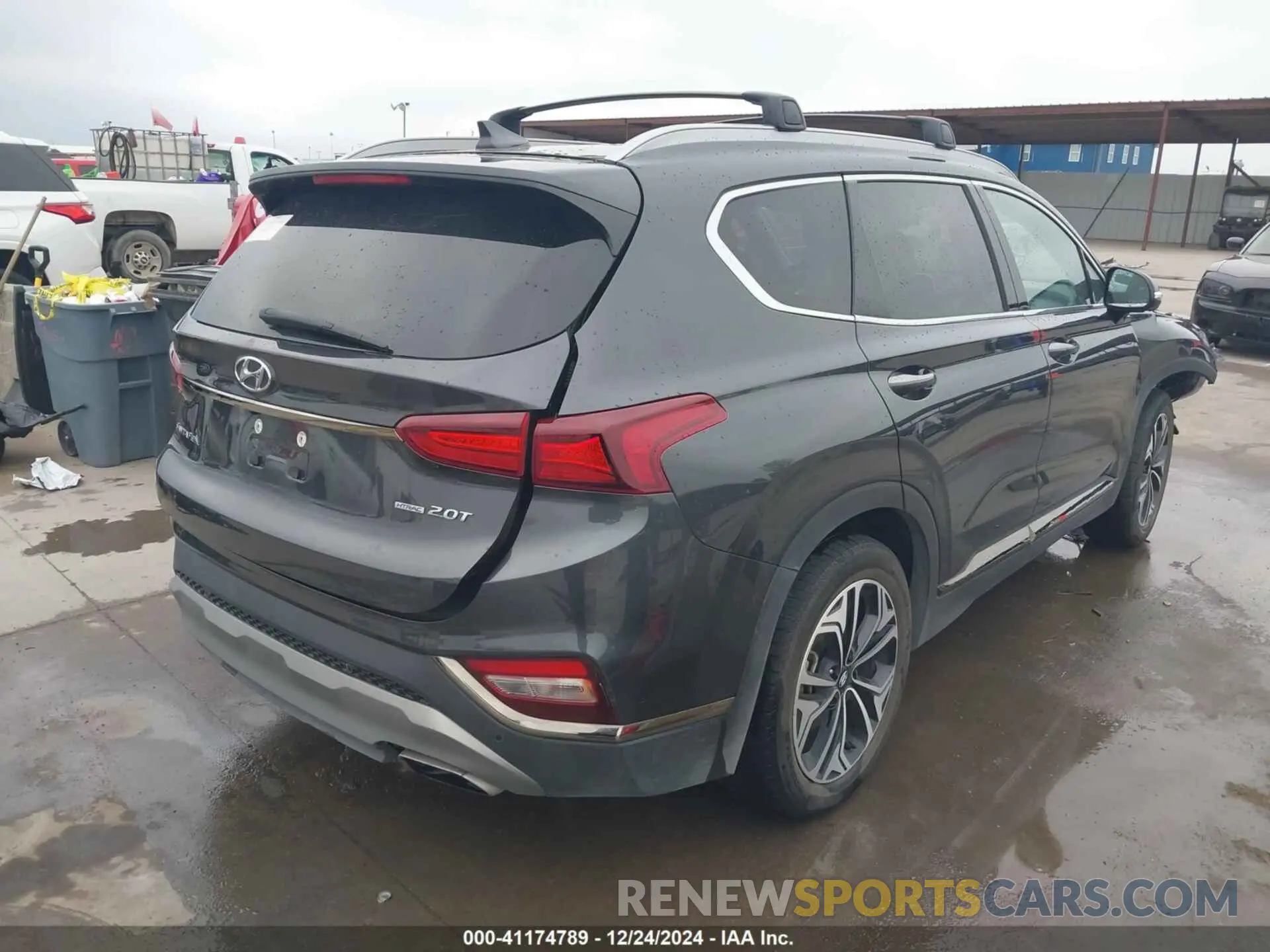 4 Photograph of a damaged car 5NMS5CAA9LH280850 HYUNDAI SANTA FE 2020