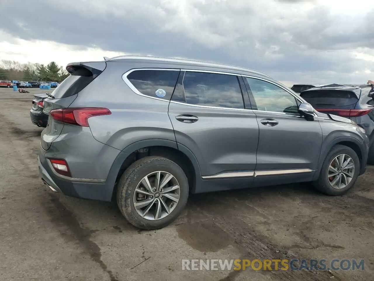 3 Photograph of a damaged car 5NMS5CAD0LH142401 HYUNDAI SANTA FE 2020