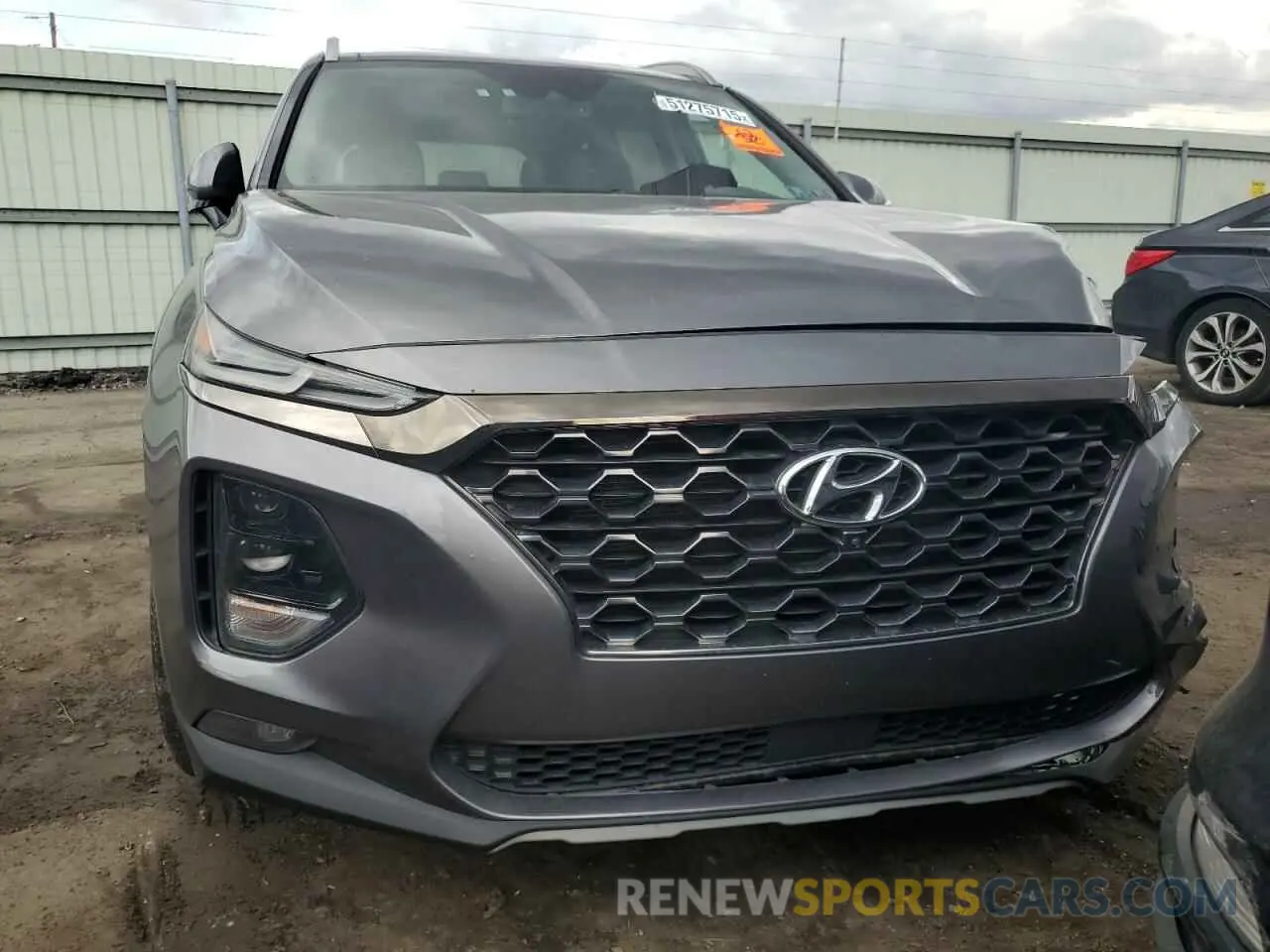 5 Photograph of a damaged car 5NMS5CAD0LH142401 HYUNDAI SANTA FE 2020