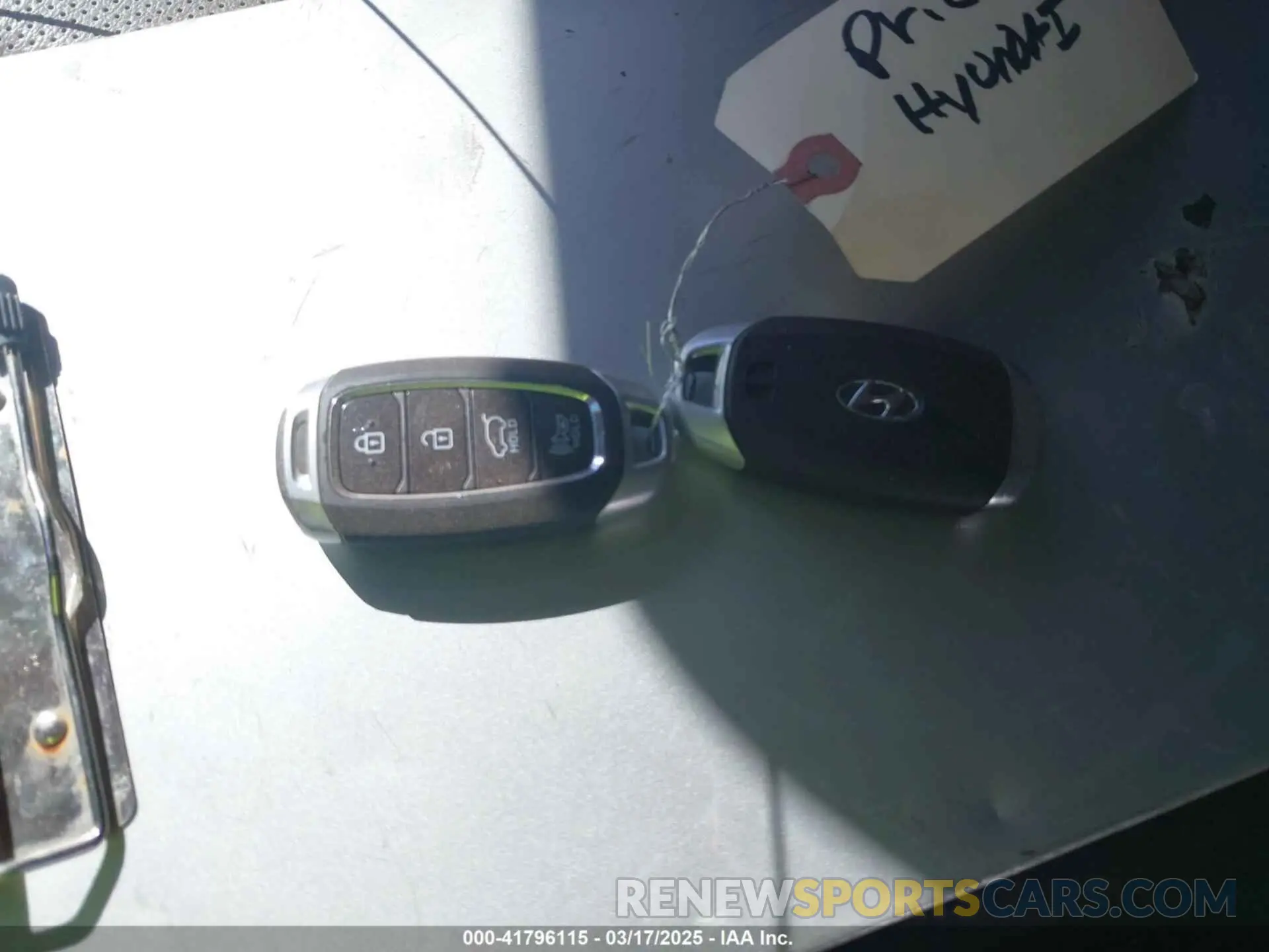 11 Фотография поврежденного автомобиля 5NMS5CAD6LH304340 HYUNDAI SANTA FE 2020