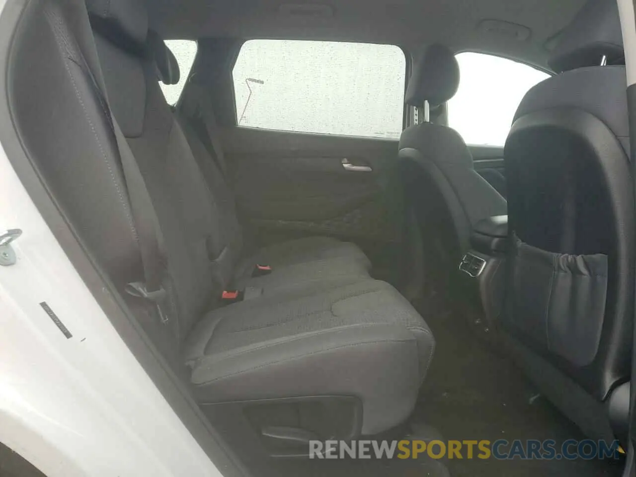 11 Photograph of a damaged car 5NMS24AJ7MH318303 HYUNDAI SANTA FE 2021