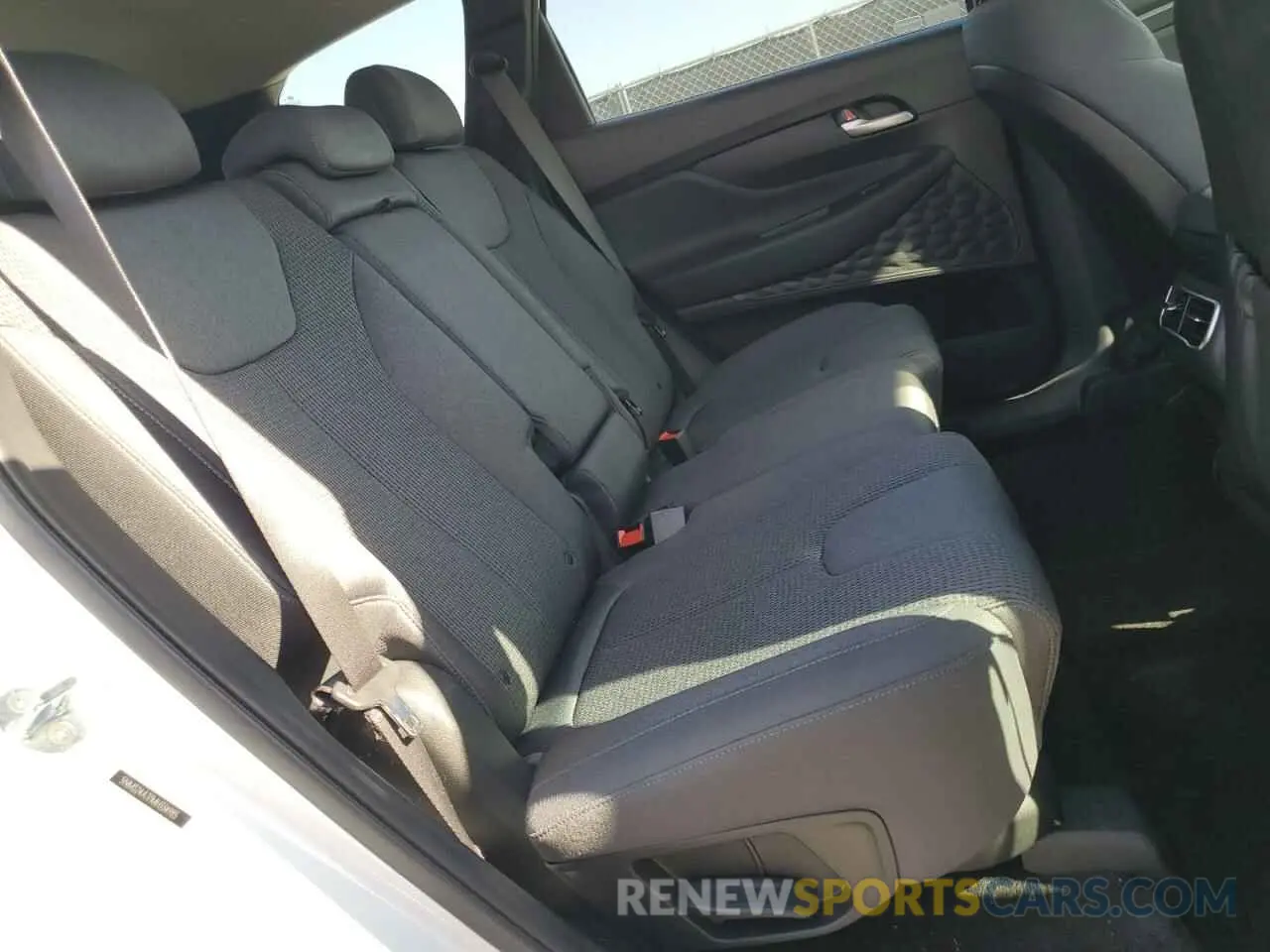 11 Photograph of a damaged car 5NMS24AJ7MH334985 HYUNDAI SANTA FE 2021