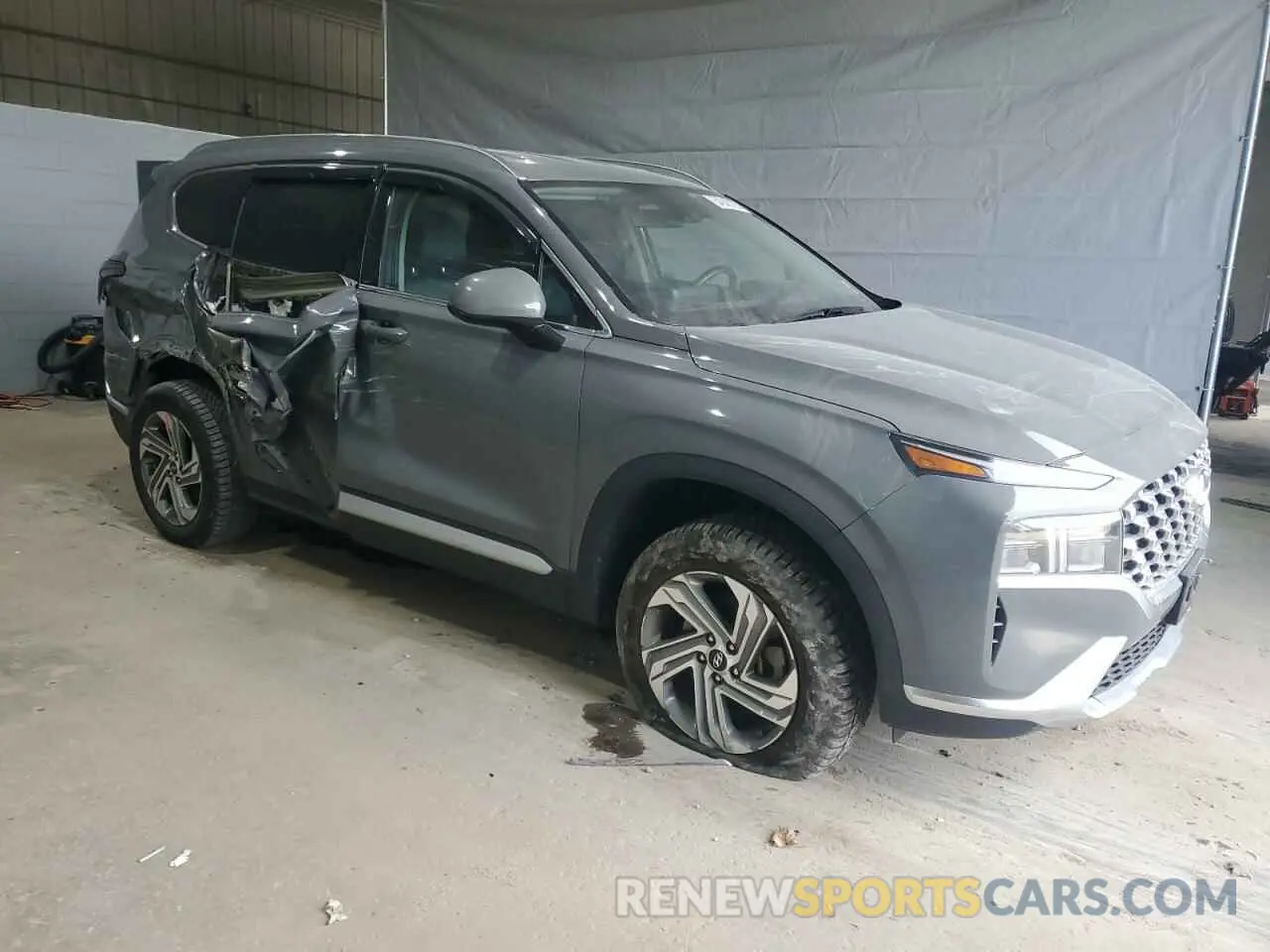 4 Photograph of a damaged car 5NMS2DAJ1MH320886 HYUNDAI SANTA FE 2021