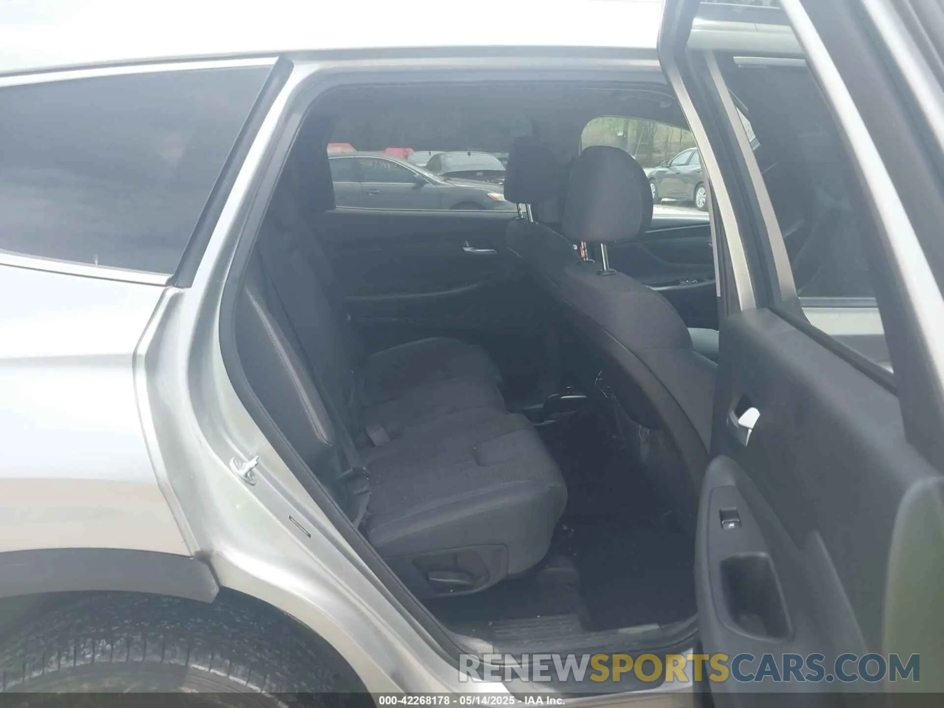 8 Photograph of a damaged car 5NMS2DAJ5MH360274 HYUNDAI SANTA FE 2021