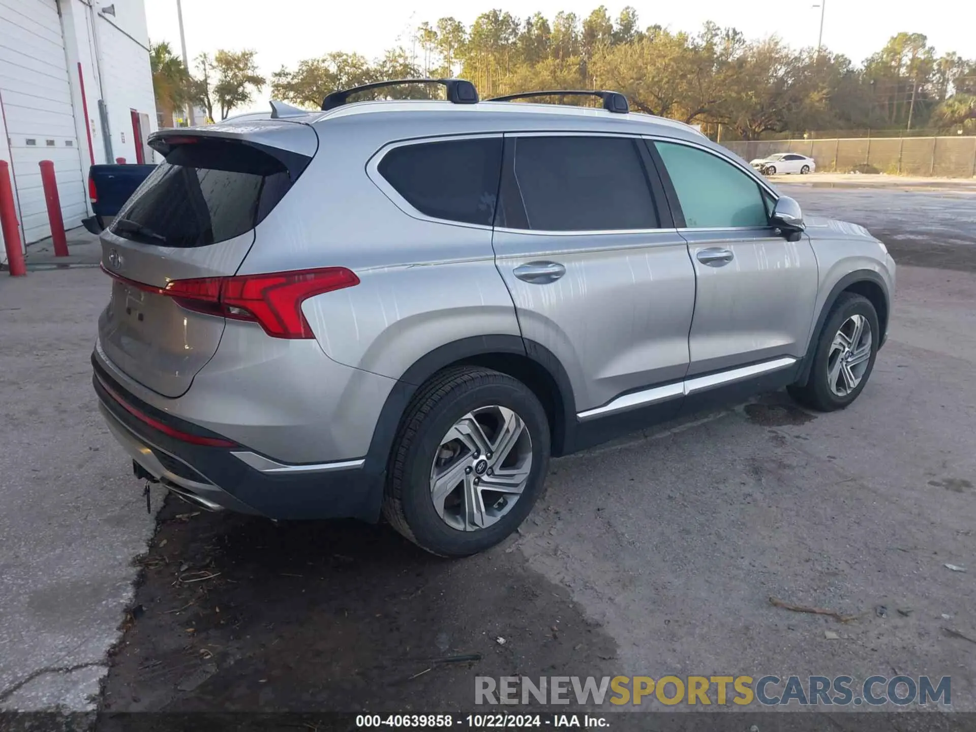 4 Photograph of a damaged car 5NMS34AJ3MH361677 HYUNDAI SANTA FE 2021