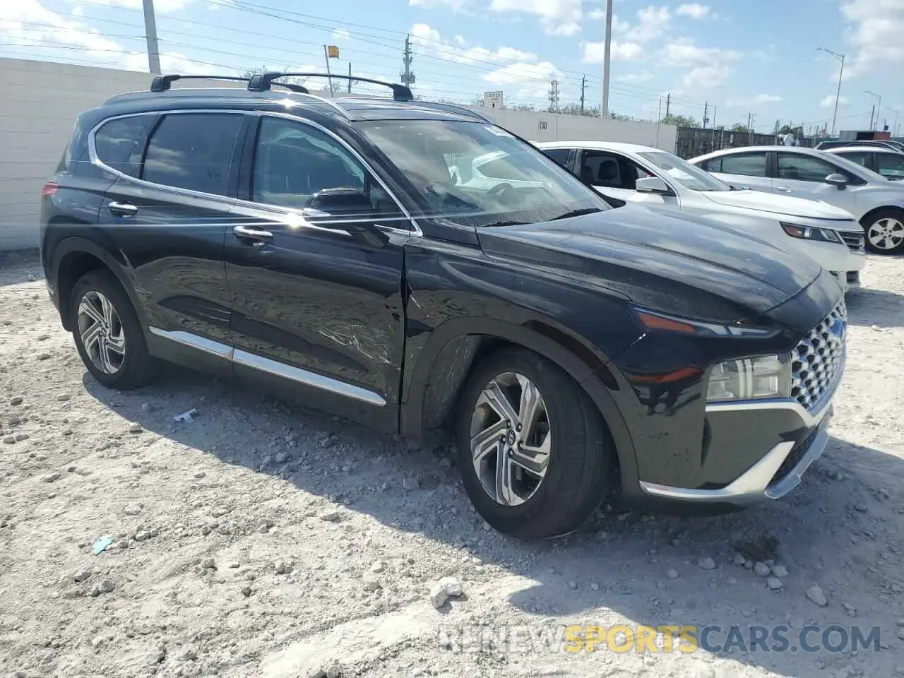 4 Photograph of a damaged car 5NMS34AJXMH365175 HYUNDAI SANTA FE 2021