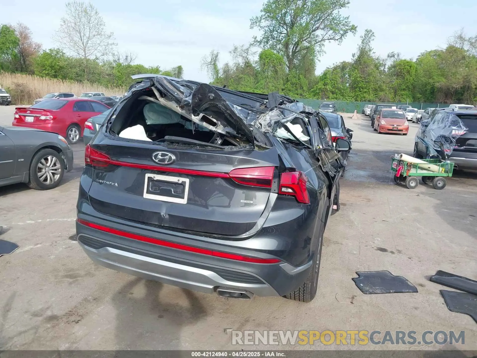 13 Photograph of a damaged car 5NMS3DAJ2MH365039 HYUNDAI SANTA FE 2021