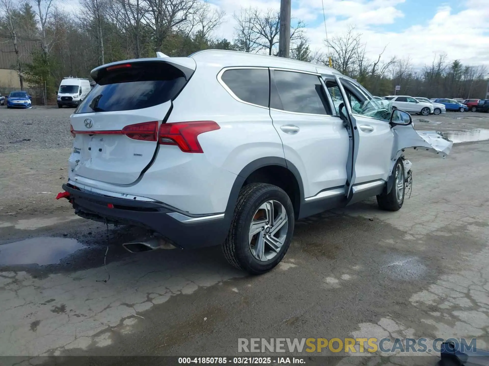 4 Photograph of a damaged car 5NMS3DAJ8MH323717 HYUNDAI SANTA FE 2021