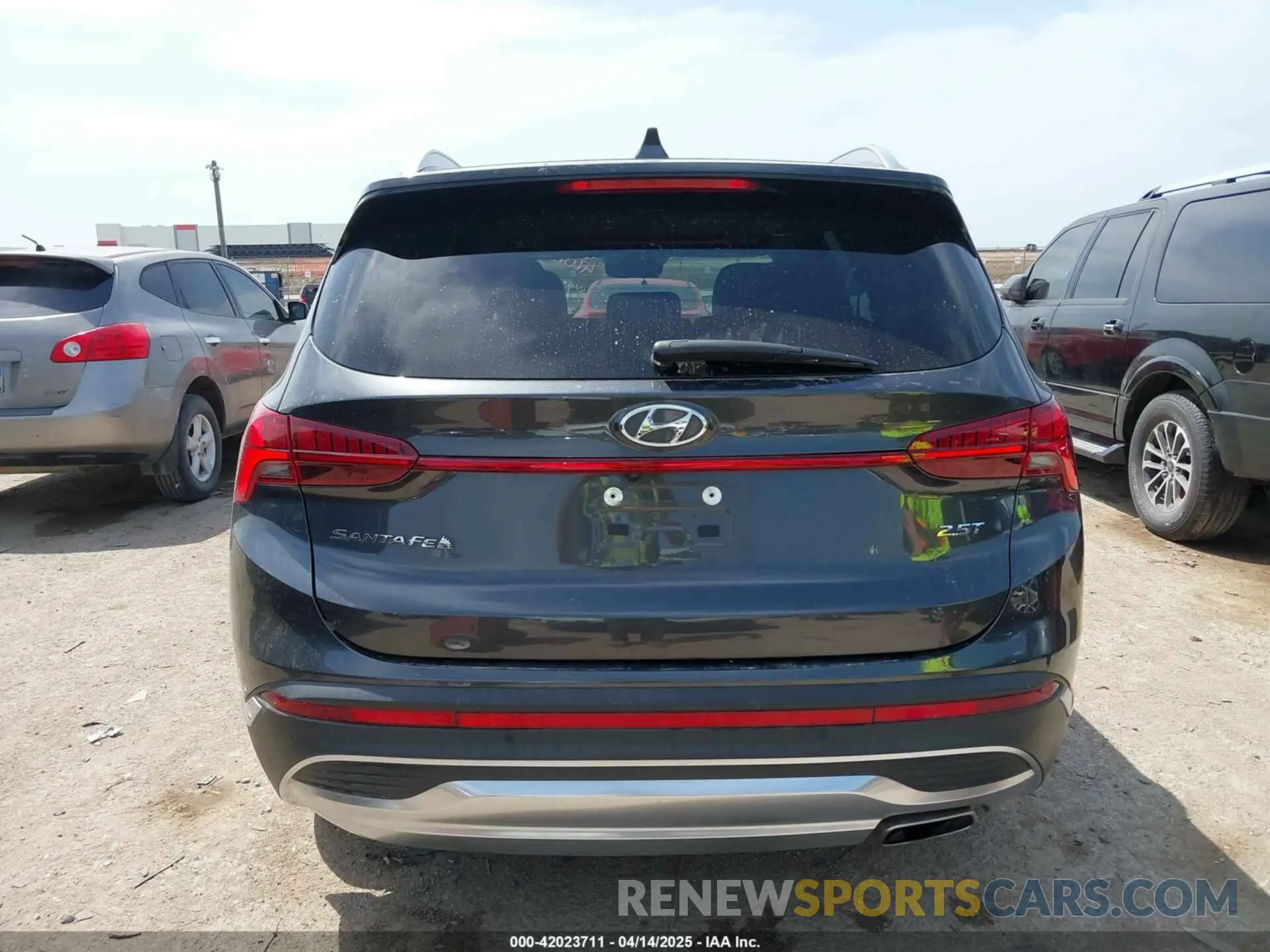 16 Photograph of a damaged car 5NMS44AL4MH328217 HYUNDAI SANTA FE 2021