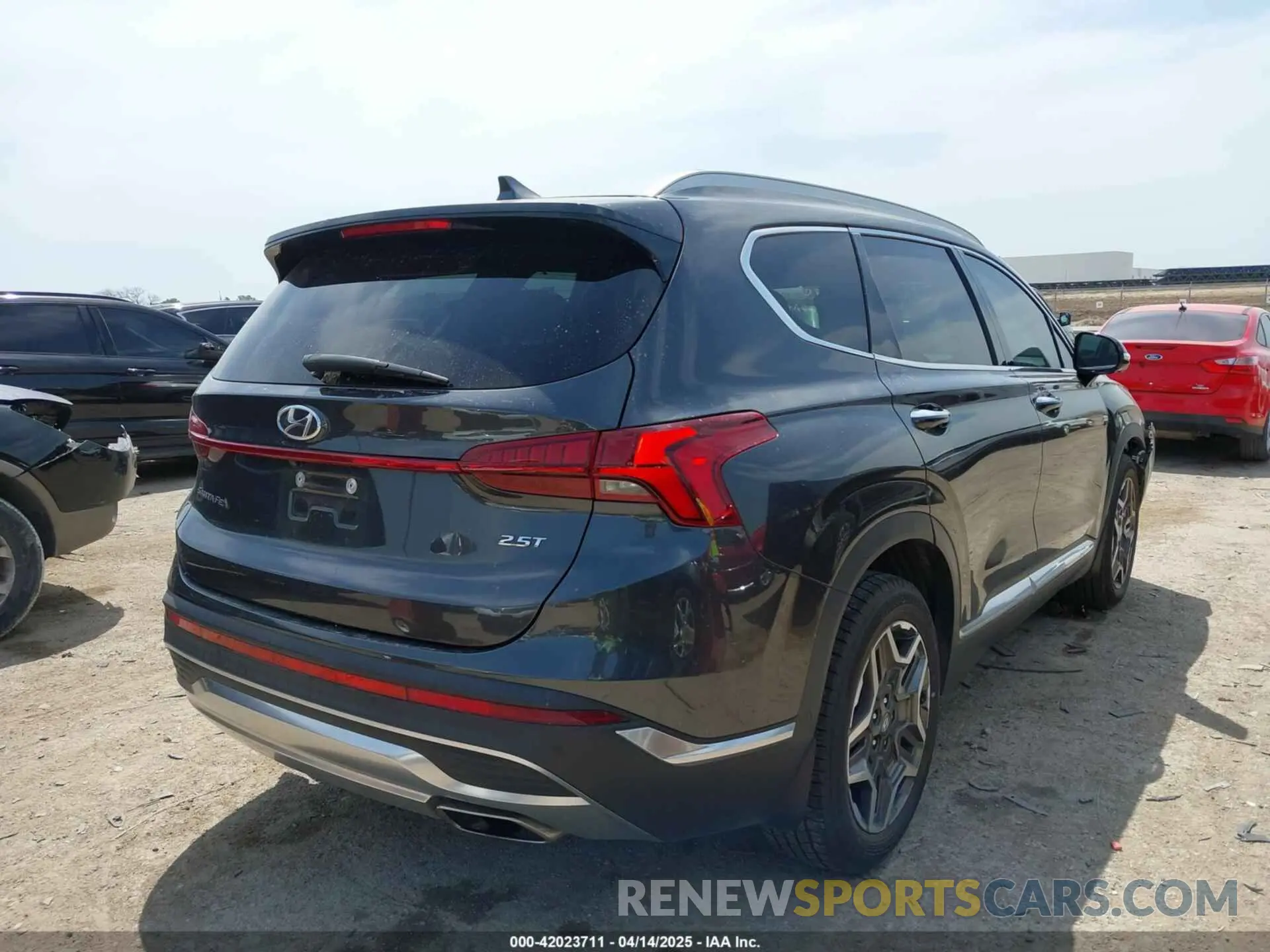 4 Photograph of a damaged car 5NMS44AL4MH328217 HYUNDAI SANTA FE 2021