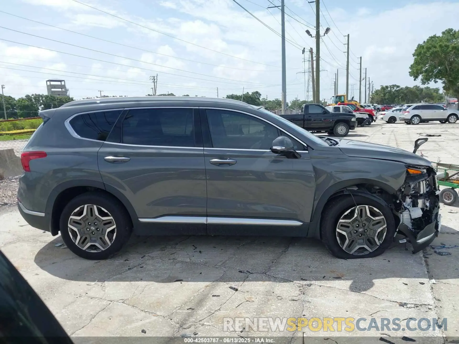 13 Photograph of a damaged car 5NMS44AL4MH335216 HYUNDAI SANTA FE 2021
