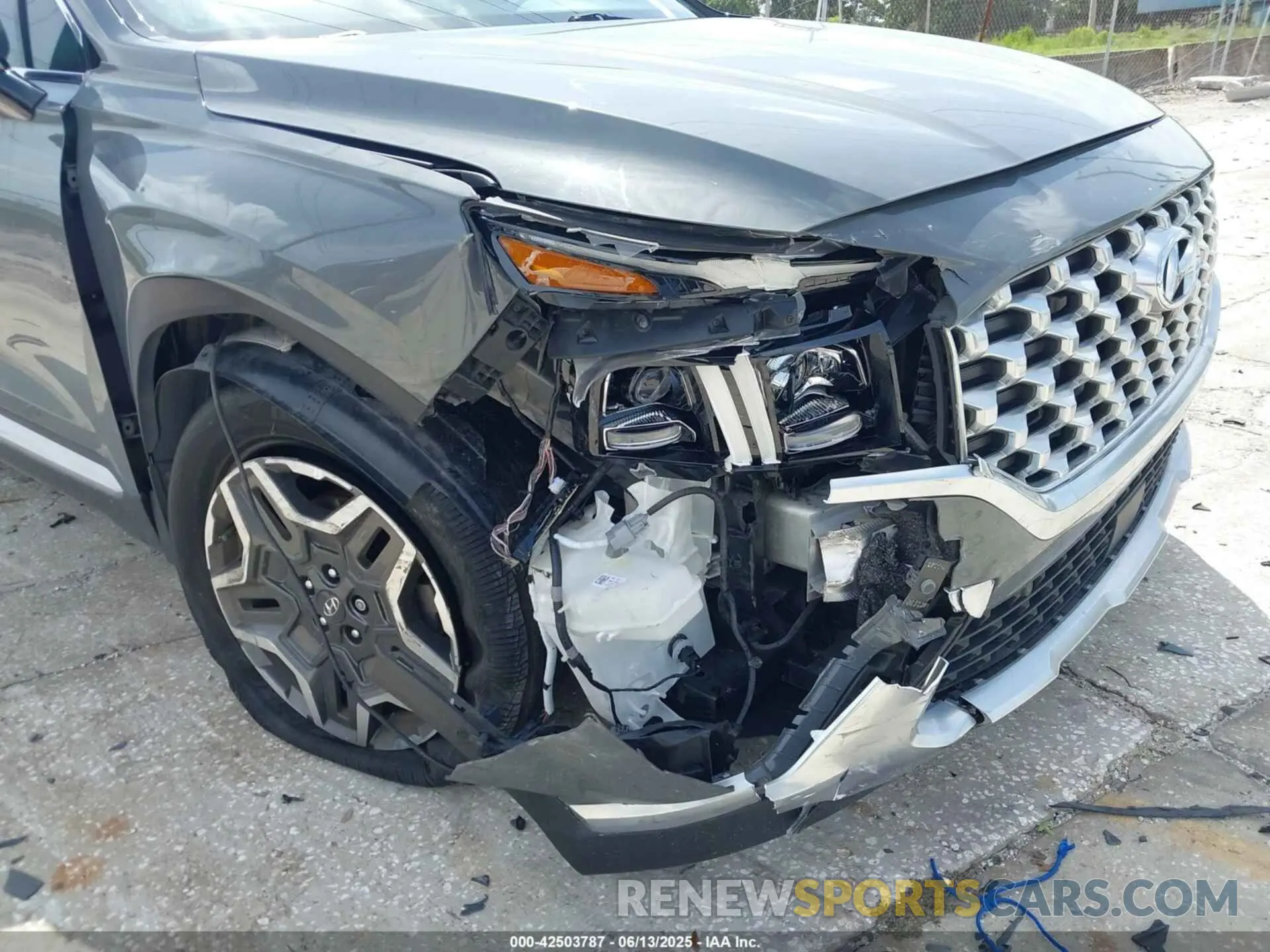 6 Photograph of a damaged car 5NMS44AL4MH335216 HYUNDAI SANTA FE 2021
