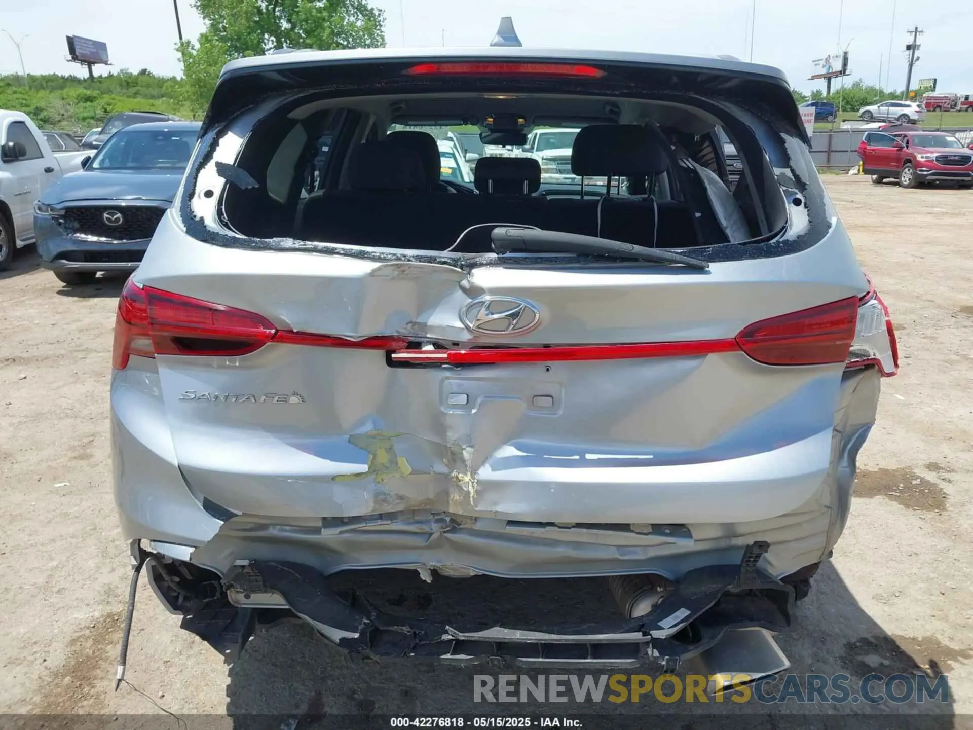 17 Photograph of a damaged car 5NMS14AJ7NH393037 HYUNDAI SANTA FE 2022