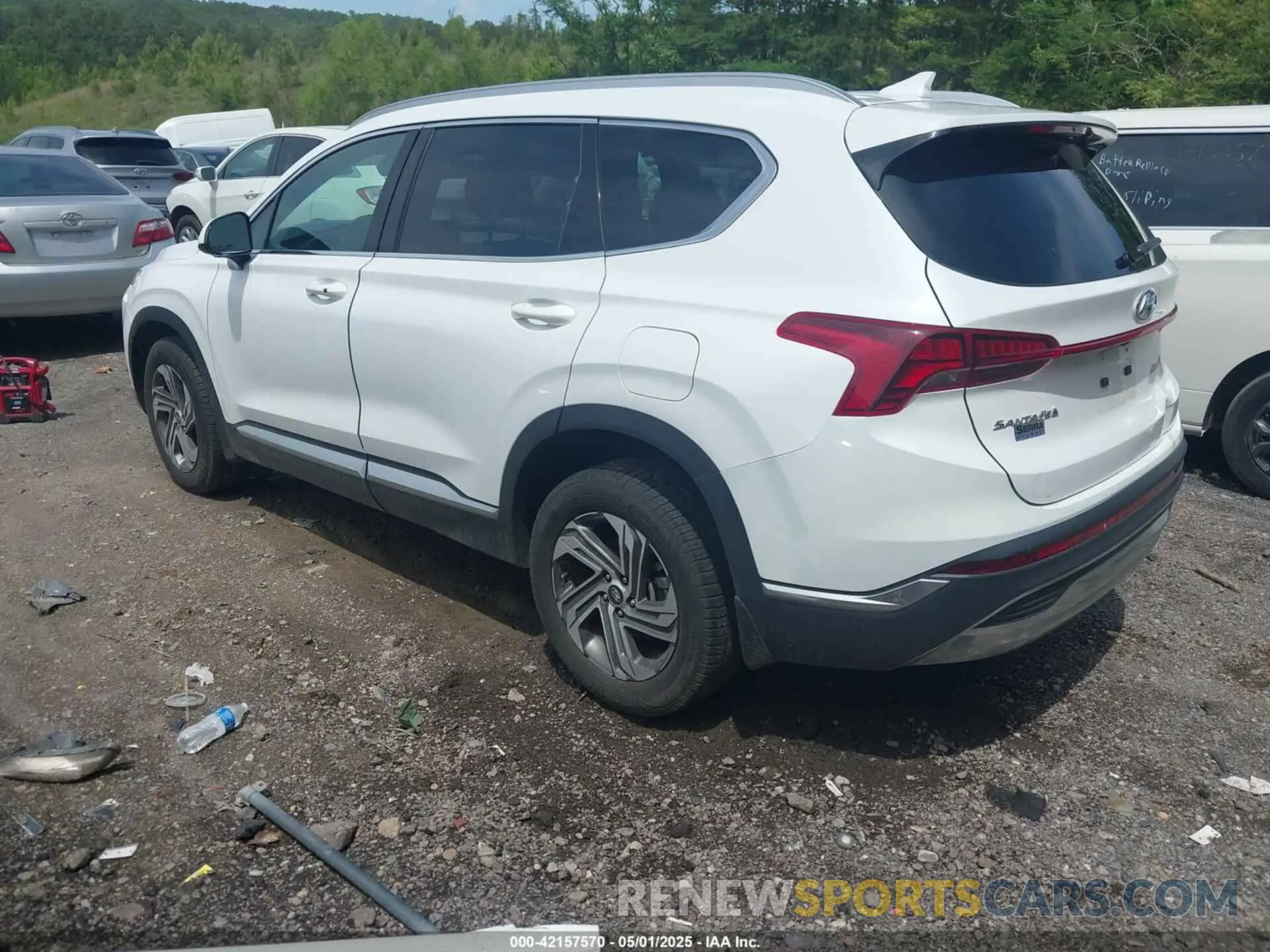 3 Photograph of a damaged car 5NMS24AJ6NH473913 HYUNDAI SANTA FE 2022