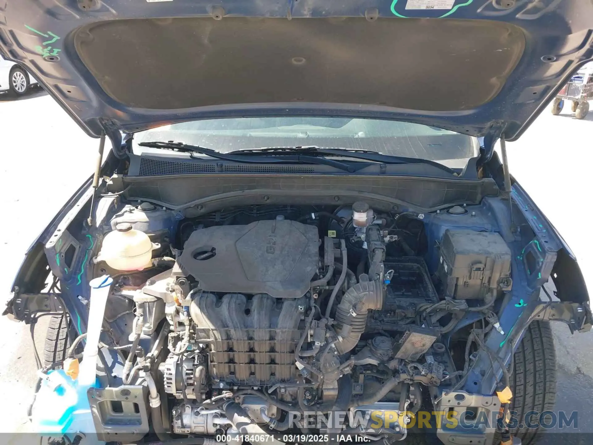 10 Photograph of a damaged car 5NMS24AJ8NH377572 HYUNDAI SANTA FE 2022