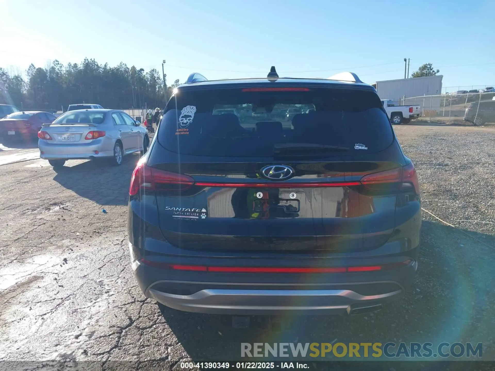 16 Photograph of a damaged car 5NMS24AJXNH375497 HYUNDAI SANTA FE 2022