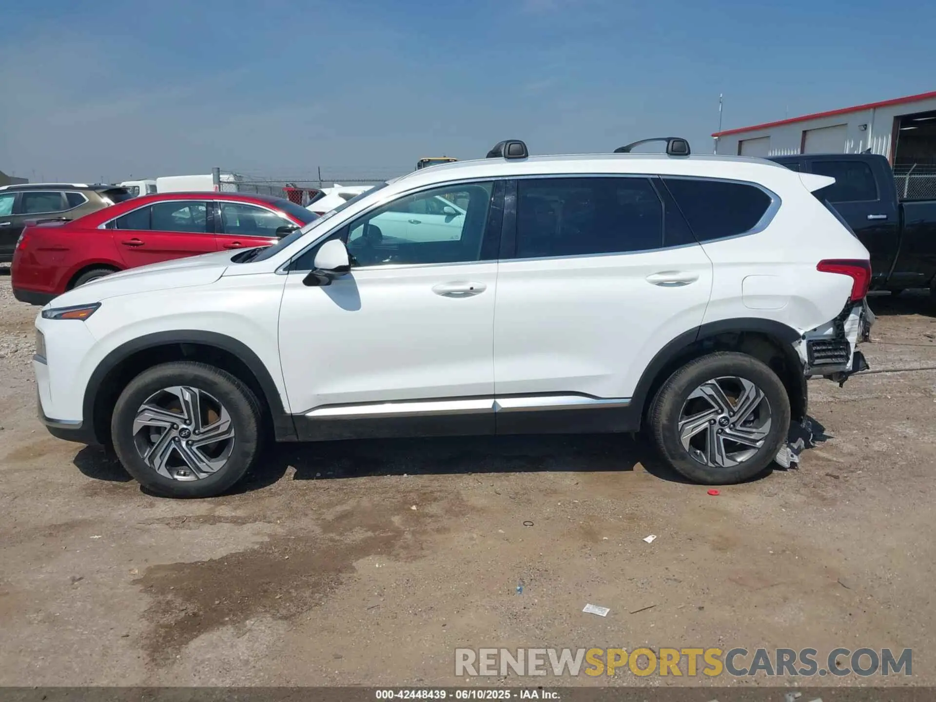 15 Photograph of a damaged car 5NMS2DAJ0NH450224 HYUNDAI SANTA FE 2022