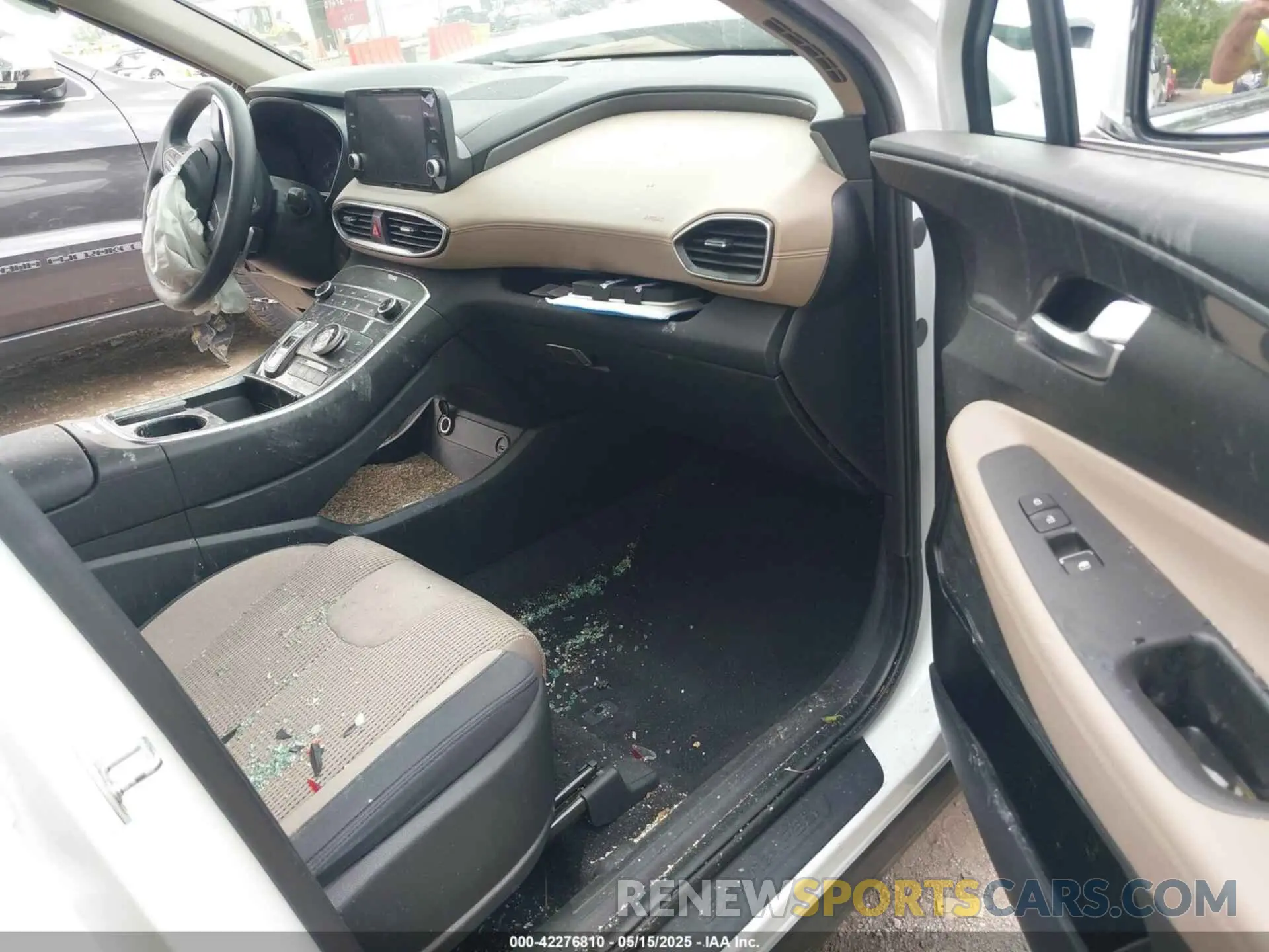 5 Photograph of a damaged car 5NMS2DAJXNH468620 HYUNDAI SANTA FE 2022
