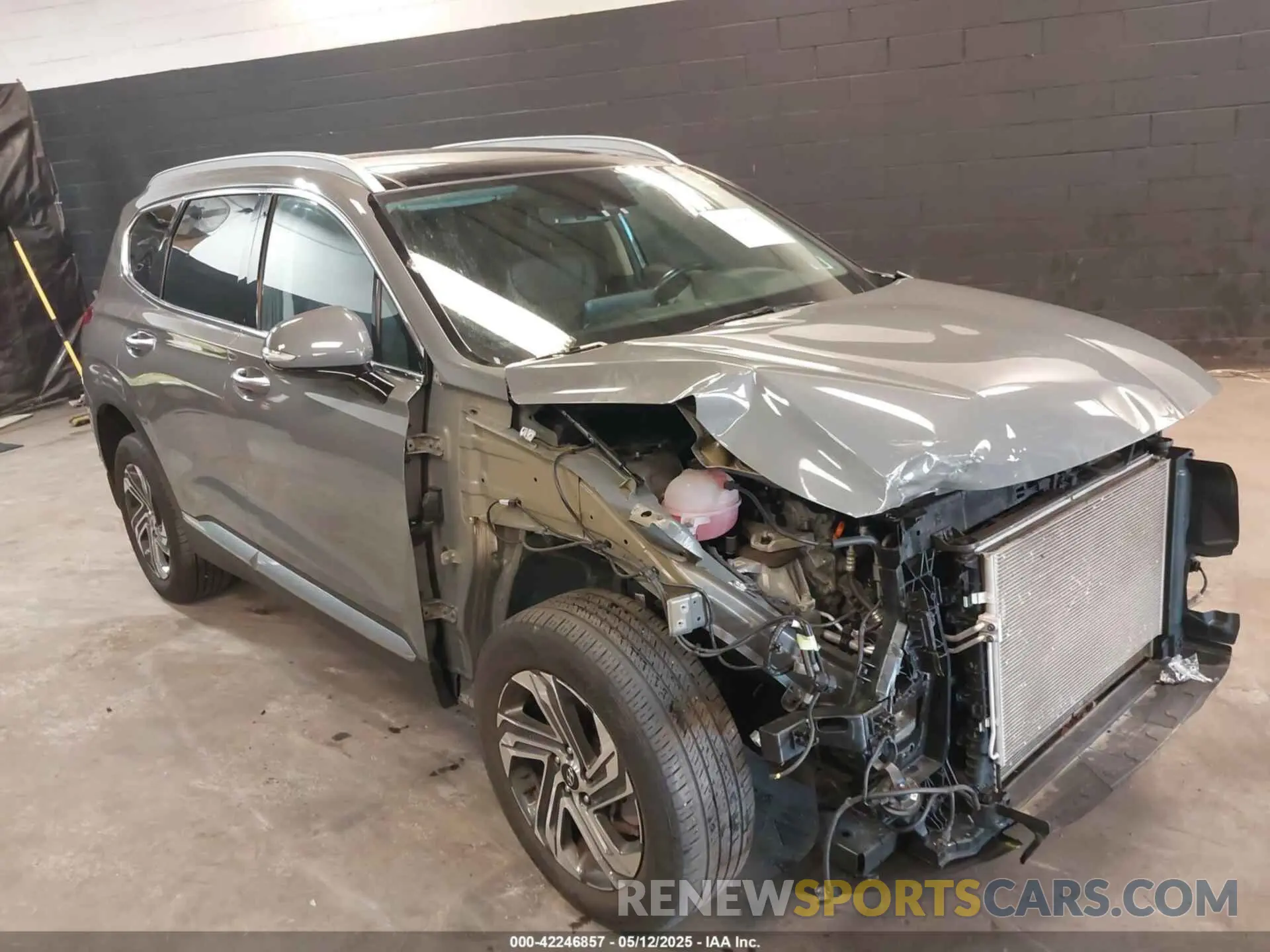 1 Photograph of a damaged car 5NMS3DAJXNH475578 HYUNDAI SANTA FE 2022