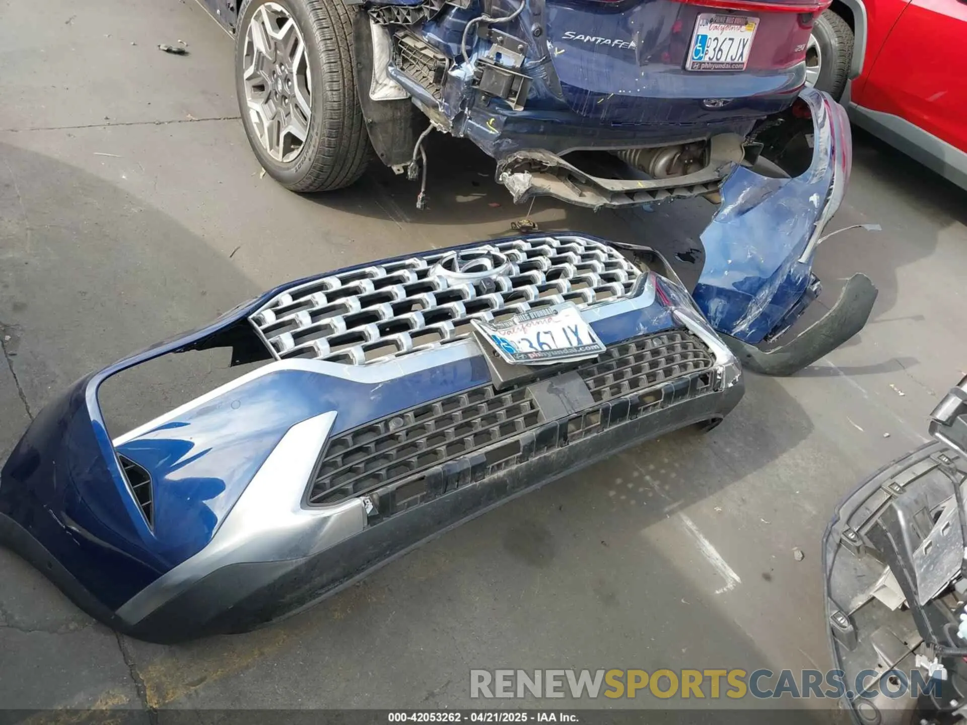 12 Photograph of a damaged car 5NMS44AL4NH453428 HYUNDAI SANTA FE 2022