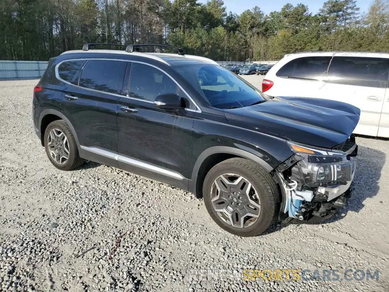 4 Photograph of a damaged car 5NMS44AL5NH453695 HYUNDAI SANTA FE 2022