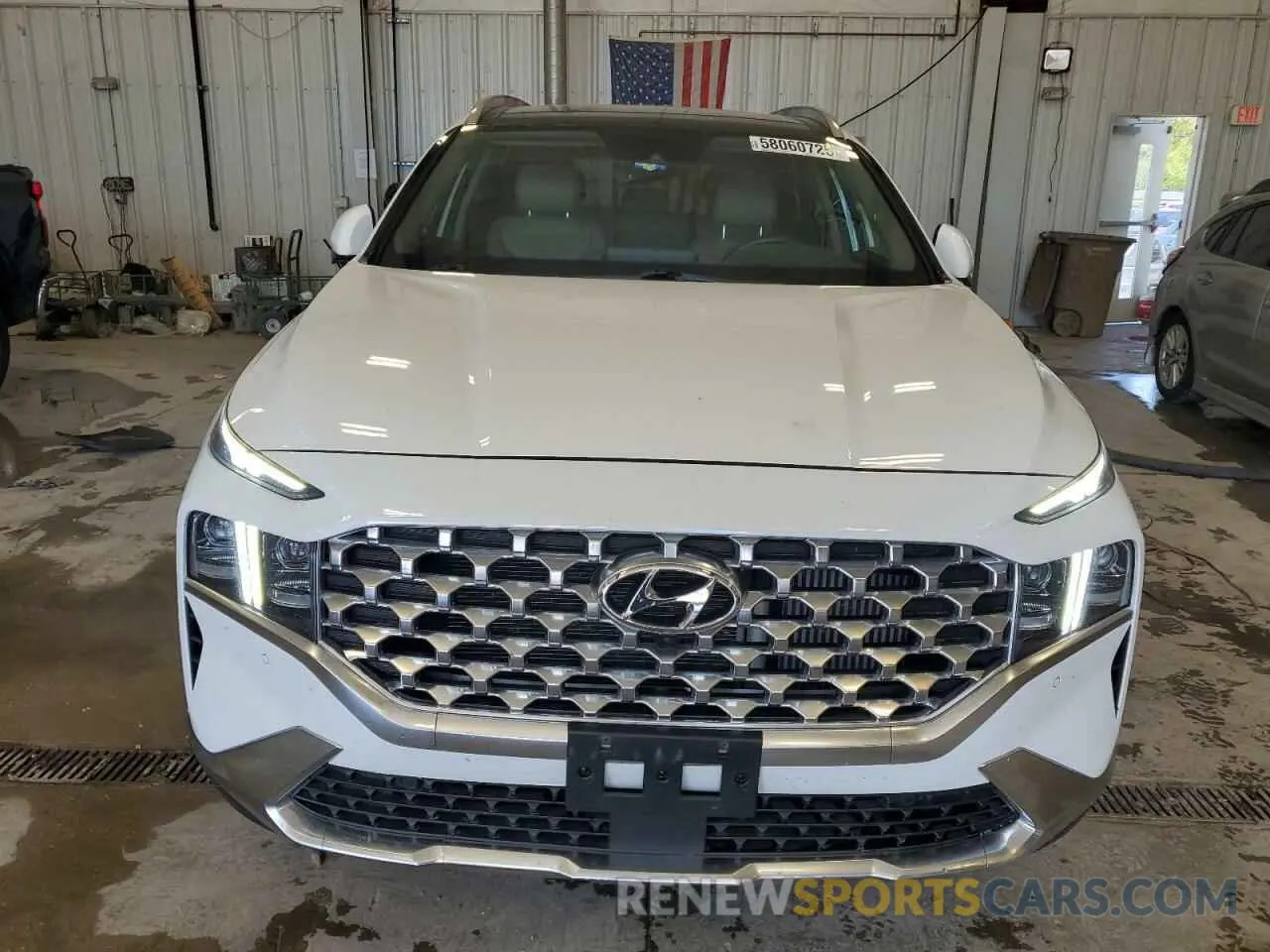 5 Photograph of a damaged car 5NMS4DAL5NH379002 HYUNDAI SANTA FE 2022
