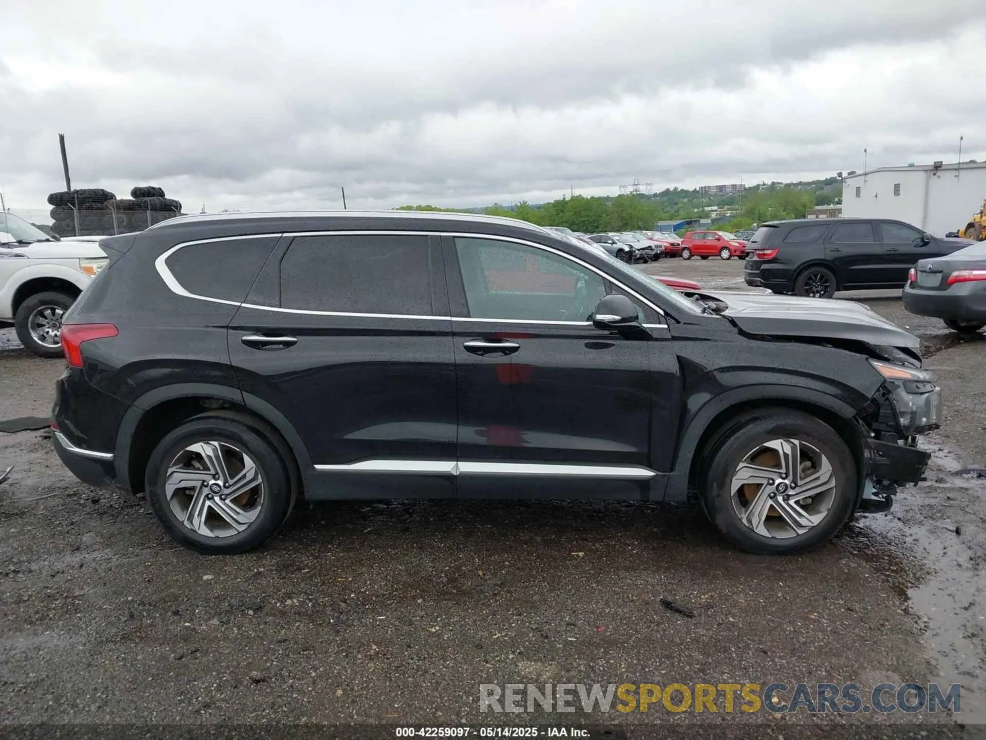 14 Photograph of a damaged car 5NMS64AJ7NH390060 HYUNDAI SANTA FE 2022