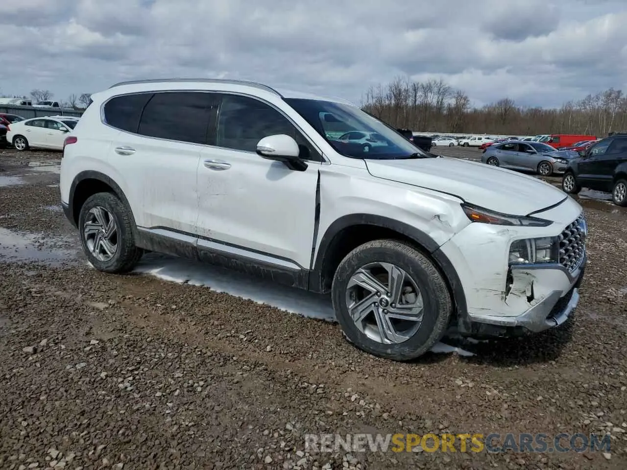 4 Photograph of a damaged car 5NMS6DAJ6NH411044 HYUNDAI SANTA FE 2022