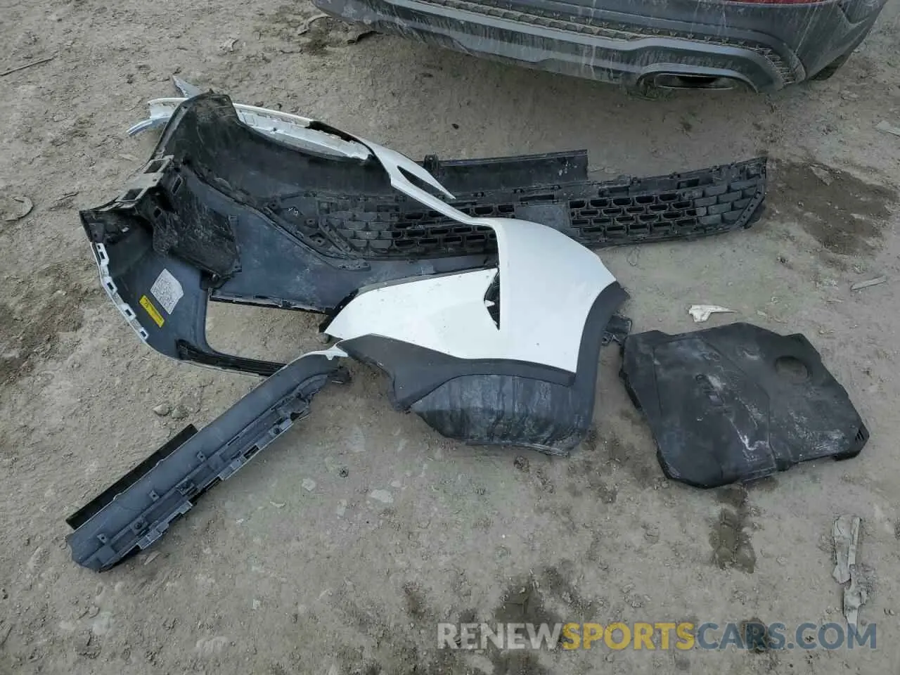 13 Photograph of a damaged car 5NMS6DAJ9NH385281 HYUNDAI SANTA FE 2022