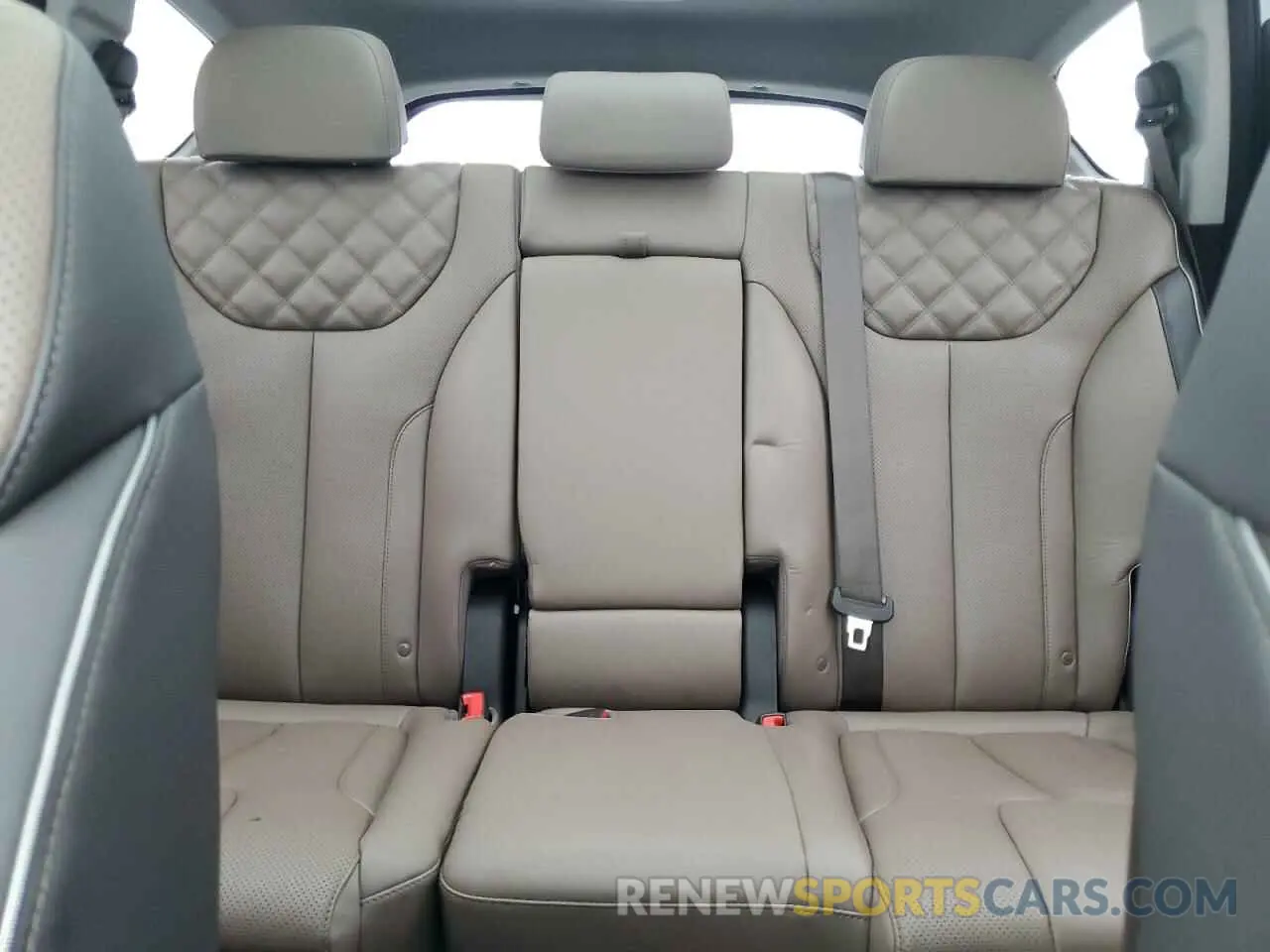 10 Фотография поврежденного автомобиля KM8S5DA19NU018579 HYUNDAI SANTA FE 2022