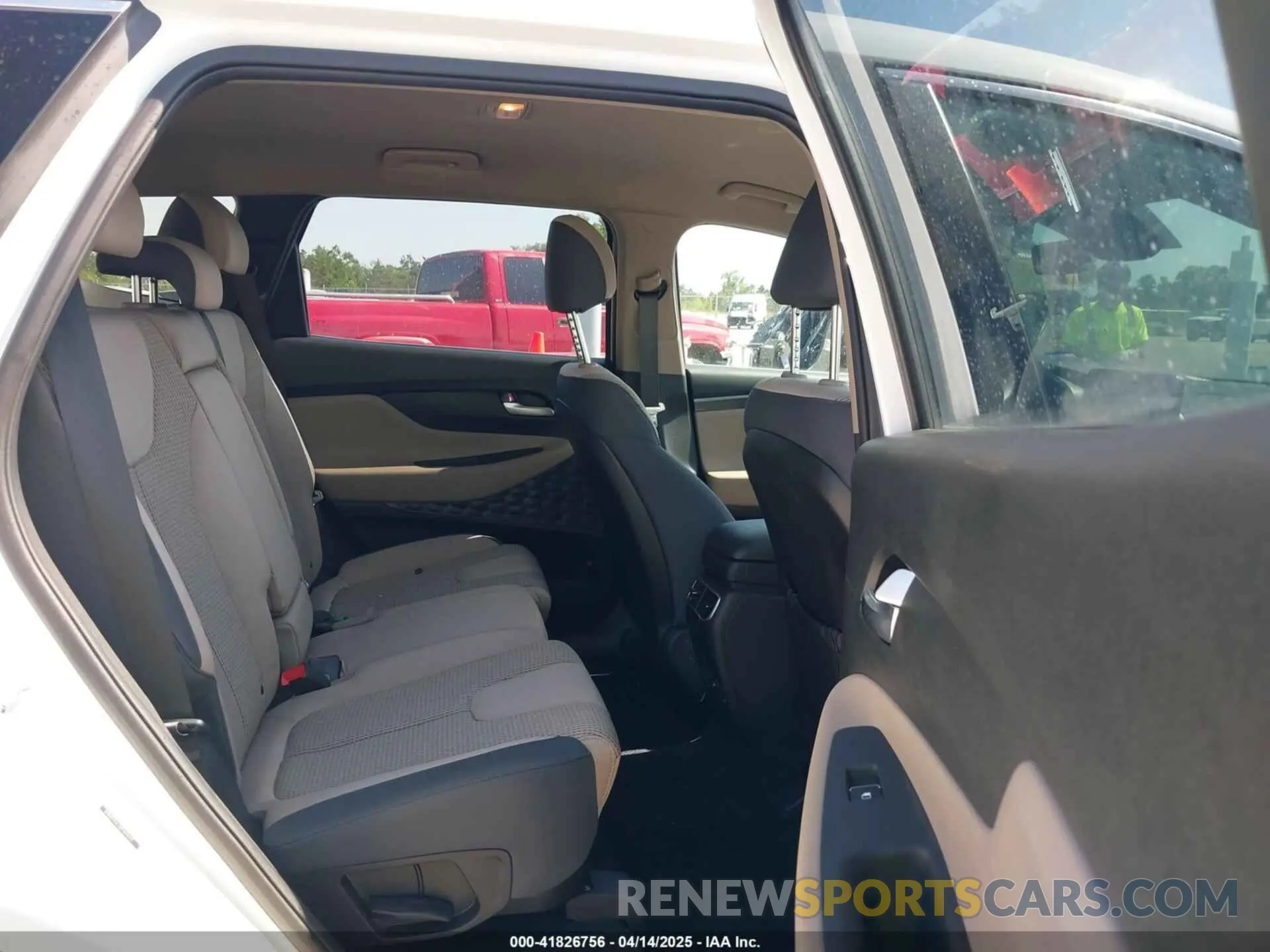 8 Фотография поврежденного автомобиля 5NMS14AJ3PH626107 HYUNDAI SANTA FE 2023