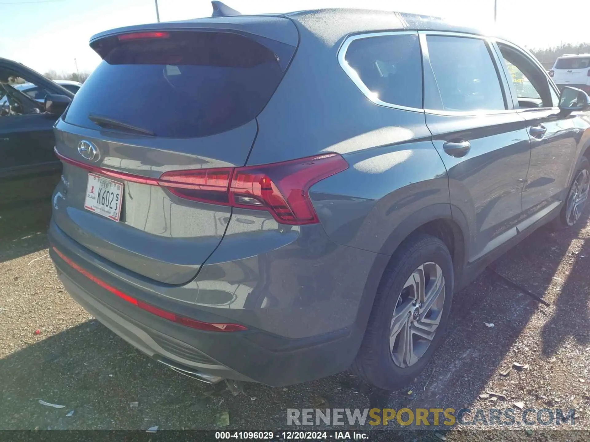 4 Фотография поврежденного автомобиля 5NMS14AJ6PH658047 HYUNDAI SANTA FE 2023