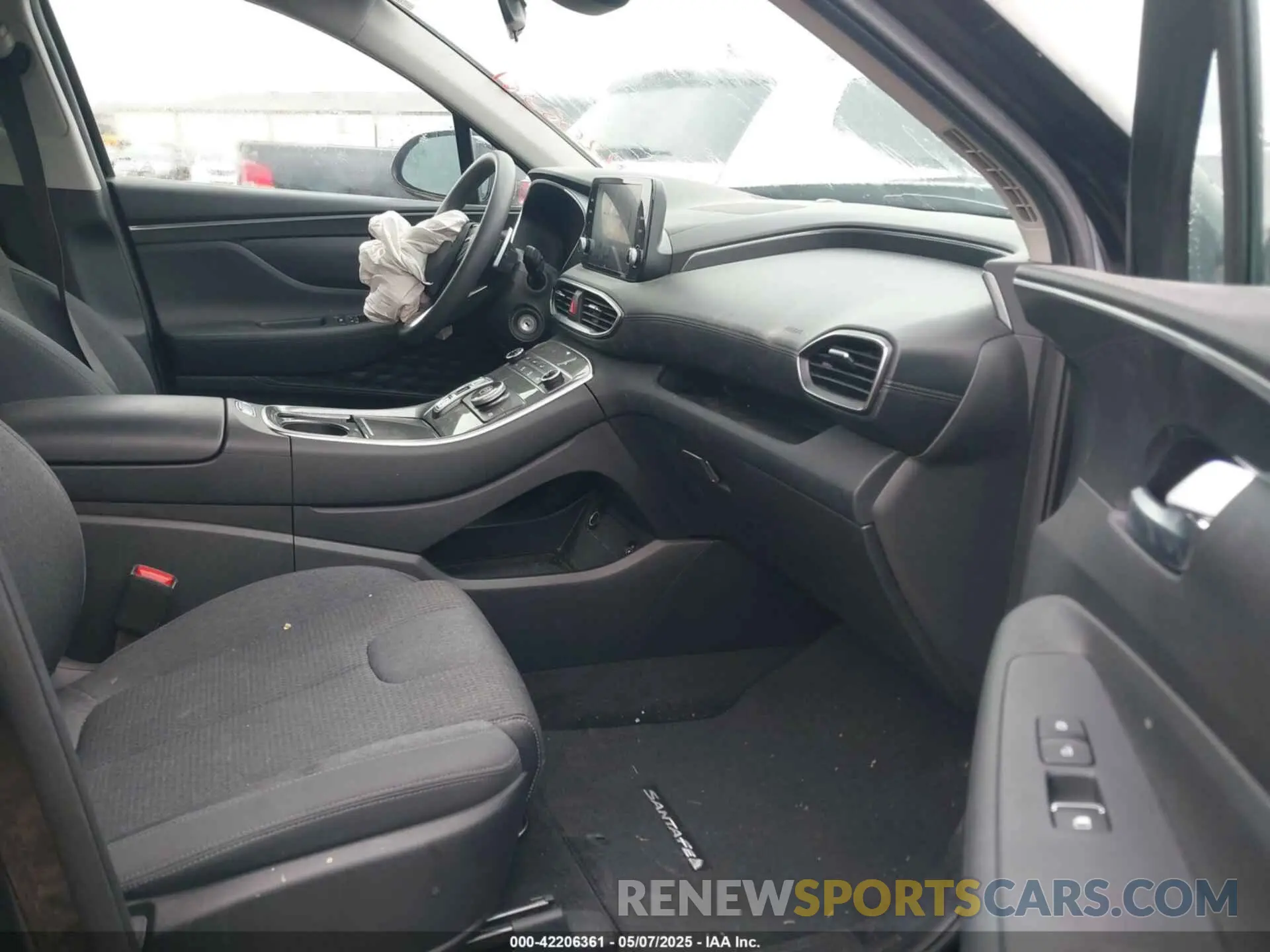 5 Photograph of a damaged car 5NMS14AJ8PH641623 HYUNDAI SANTA FE 2023