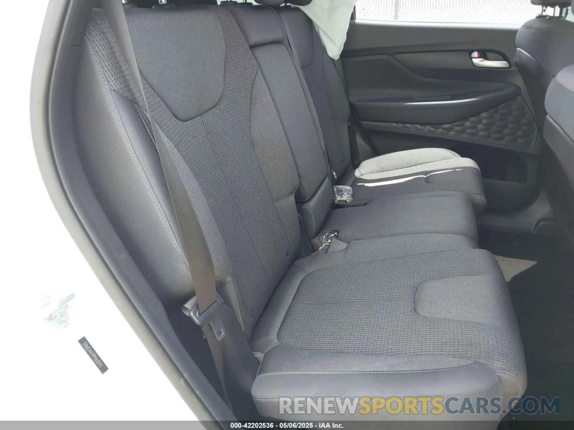 8 Фотография поврежденного автомобиля 5NMS14AJ9PH630176 HYUNDAI SANTA FE 2023