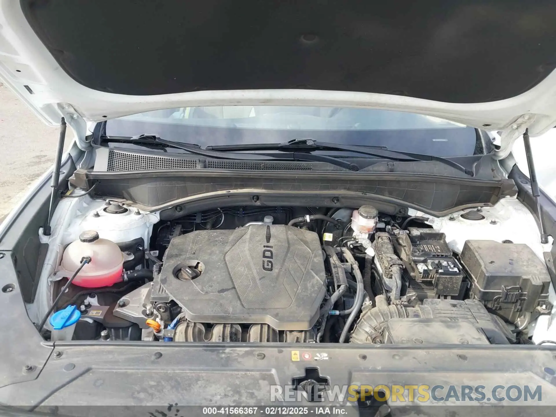 10 Photograph of a damaged car 5NMS1DAJ1PH562651 HYUNDAI SANTA FE 2023