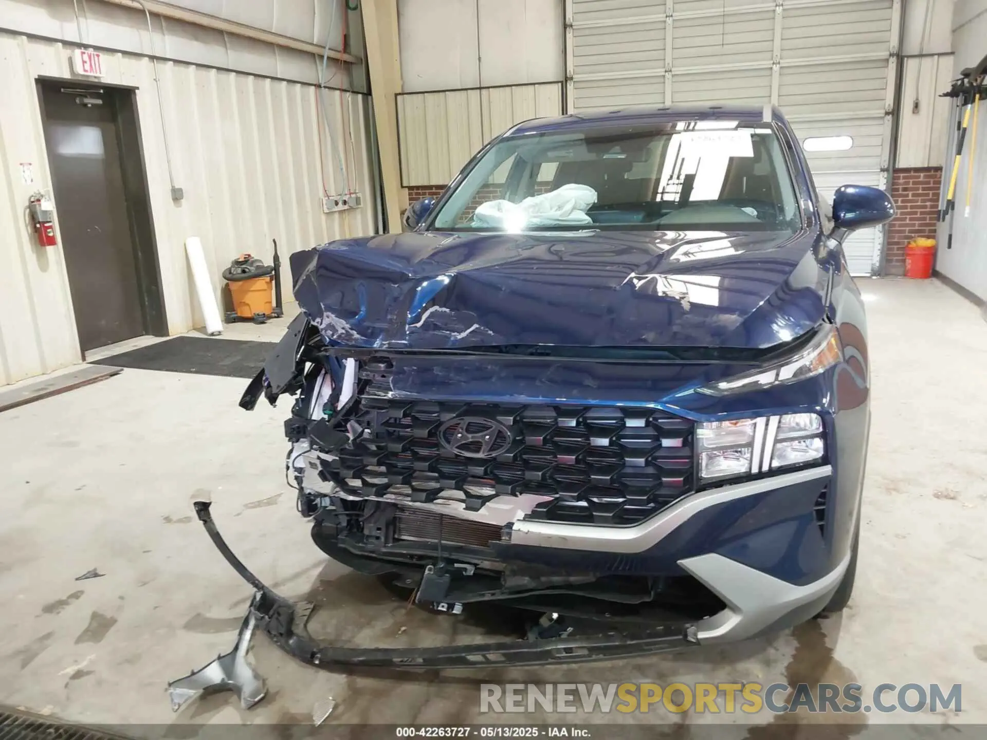12 Photograph of a damaged car 5NMS1DAJ3PH592136 HYUNDAI SANTA FE 2023