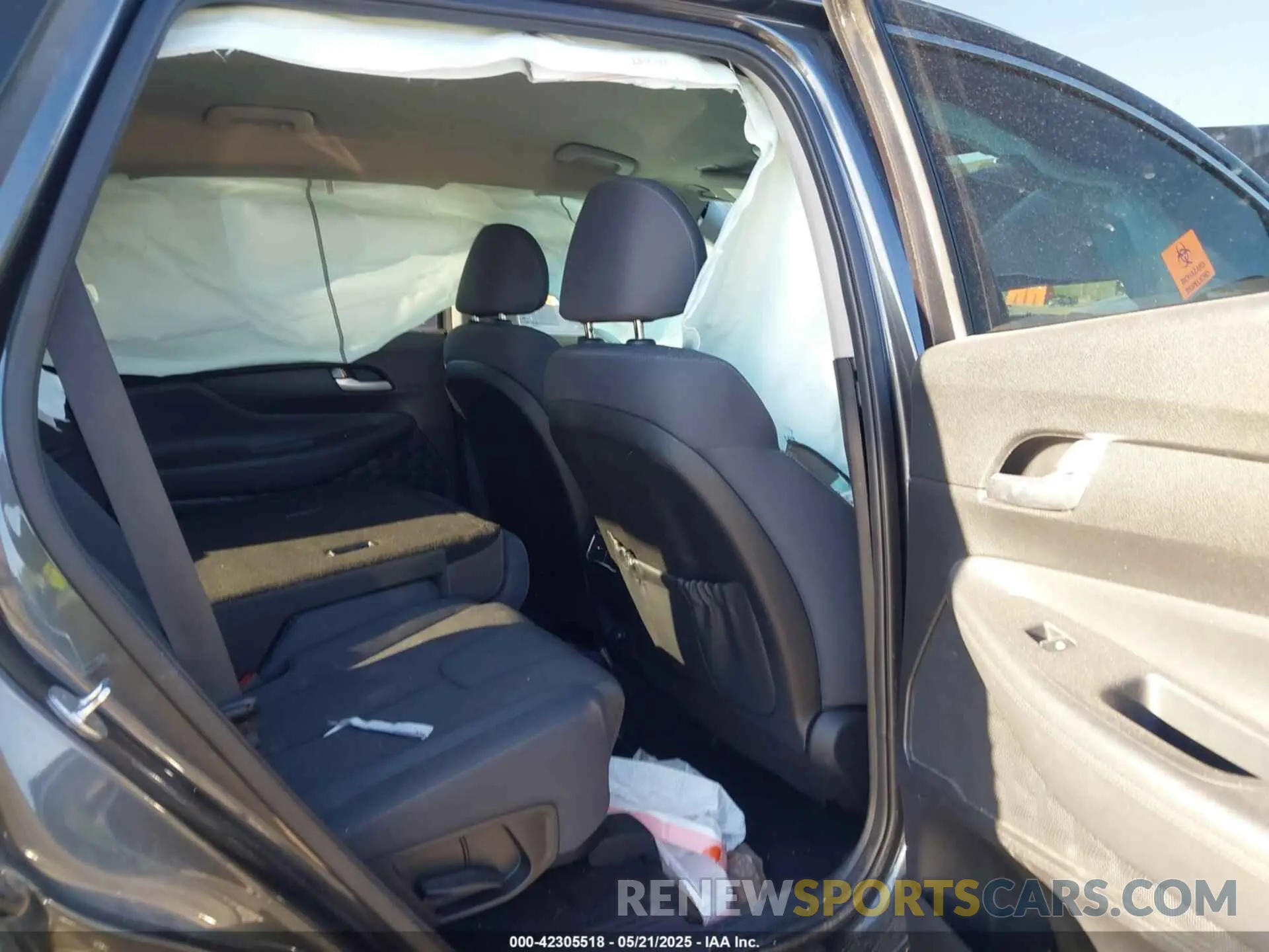 8 Photograph of a damaged car 5NMS1DAJ6PH518984 HYUNDAI SANTA FE 2023