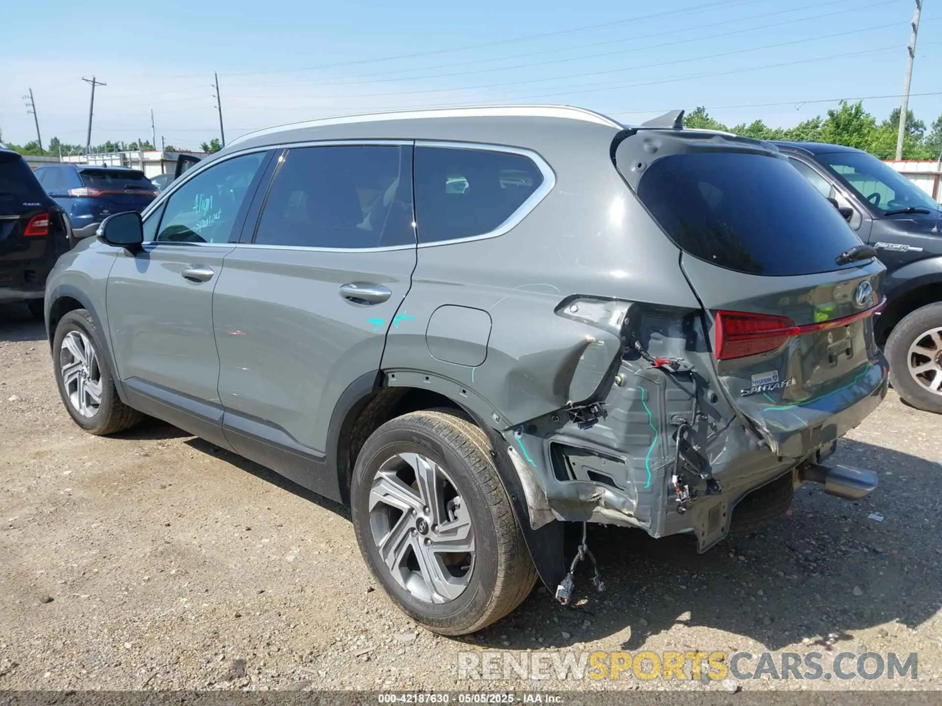 3 Photograph of a damaged car 5NMS24AJ0PH494193 HYUNDAI SANTA FE 2023