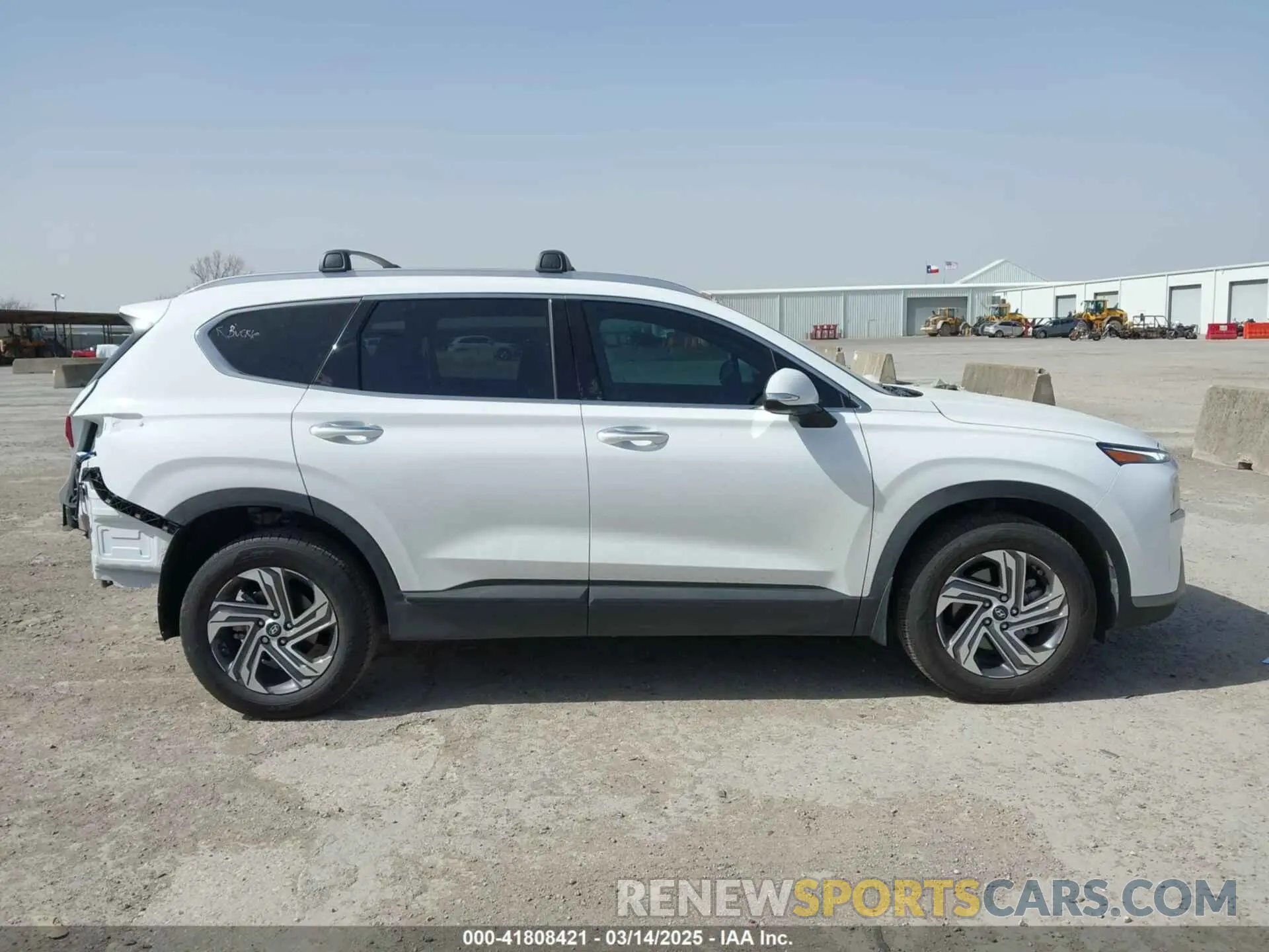 13 Photograph of a damaged car 5NMS24AJ1PH638298 HYUNDAI SANTA FE 2023