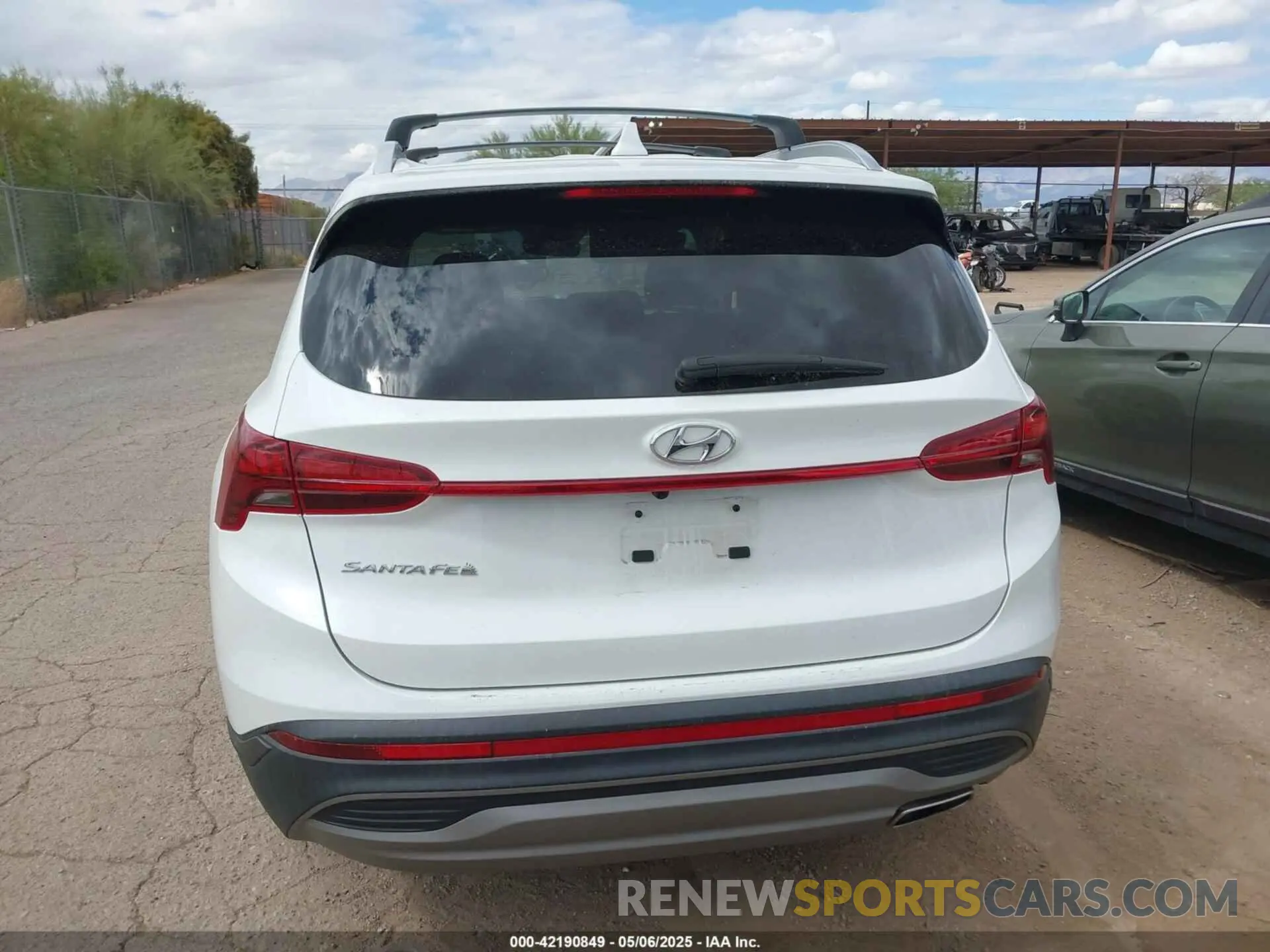 15 Photograph of a damaged car 5NMS24AJ3PH482782 HYUNDAI SANTA FE 2023